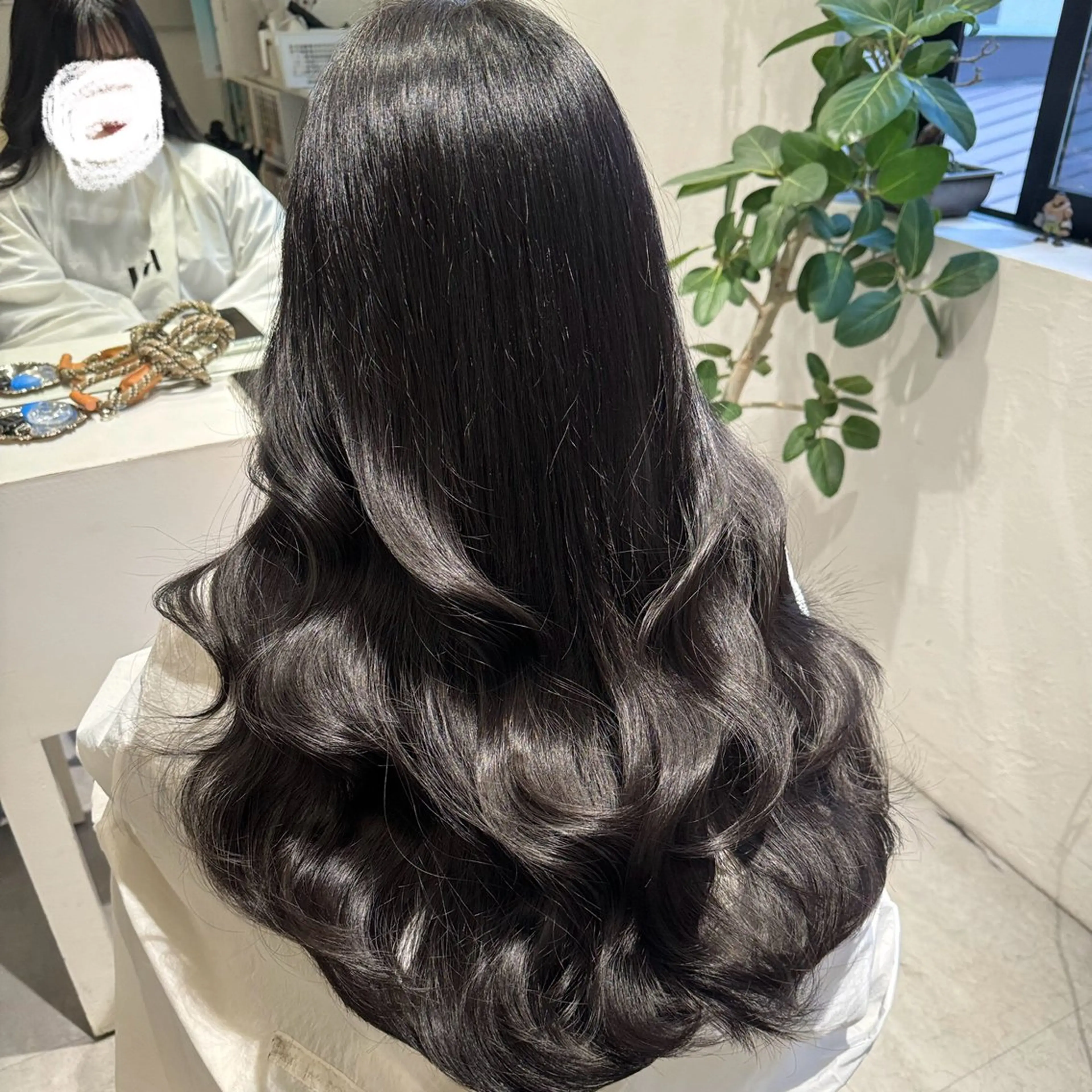 ロング ヘアカラー トリートメント ORIKA 美容室のヘアスタイル