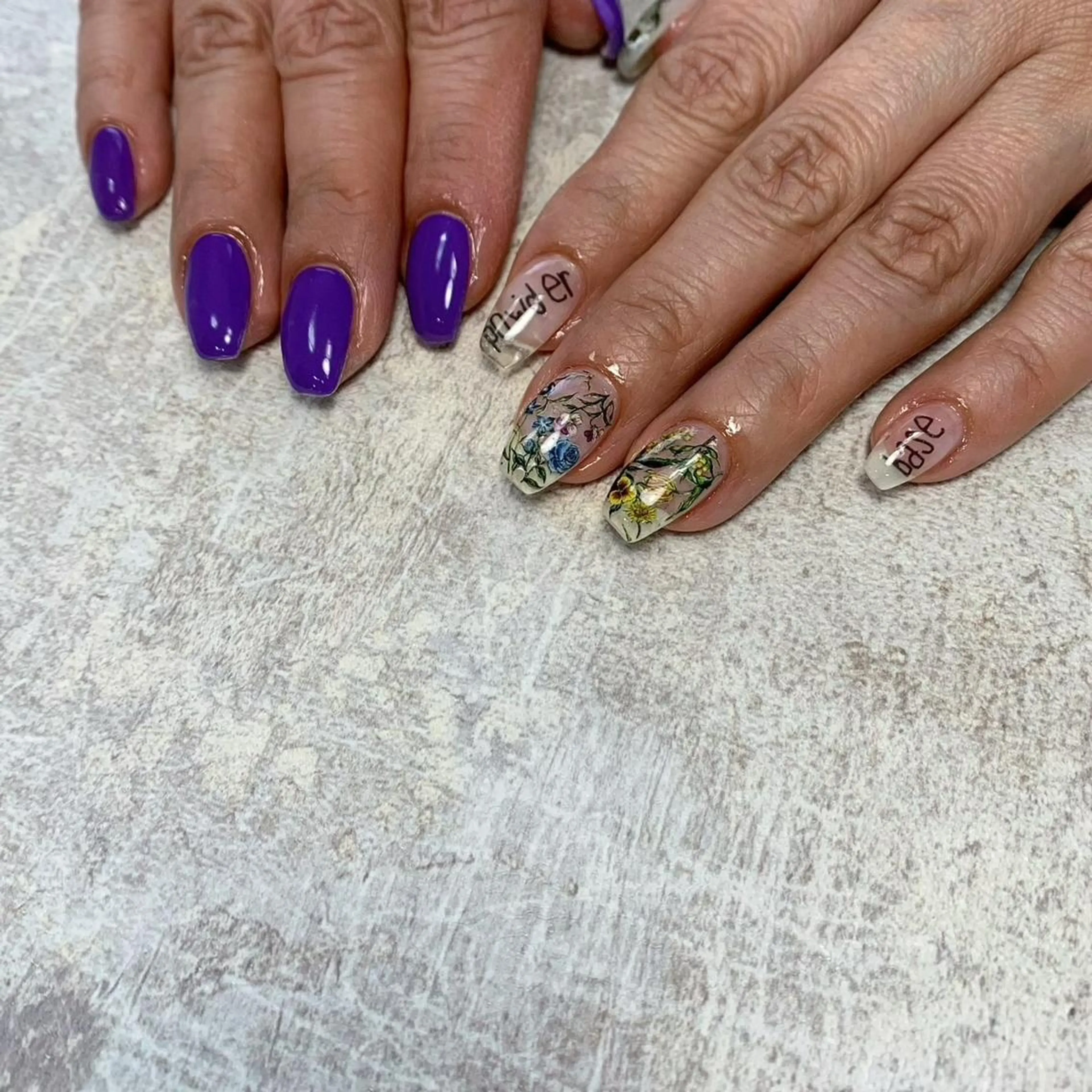 ネイル S. JEWELのネイルデザイン