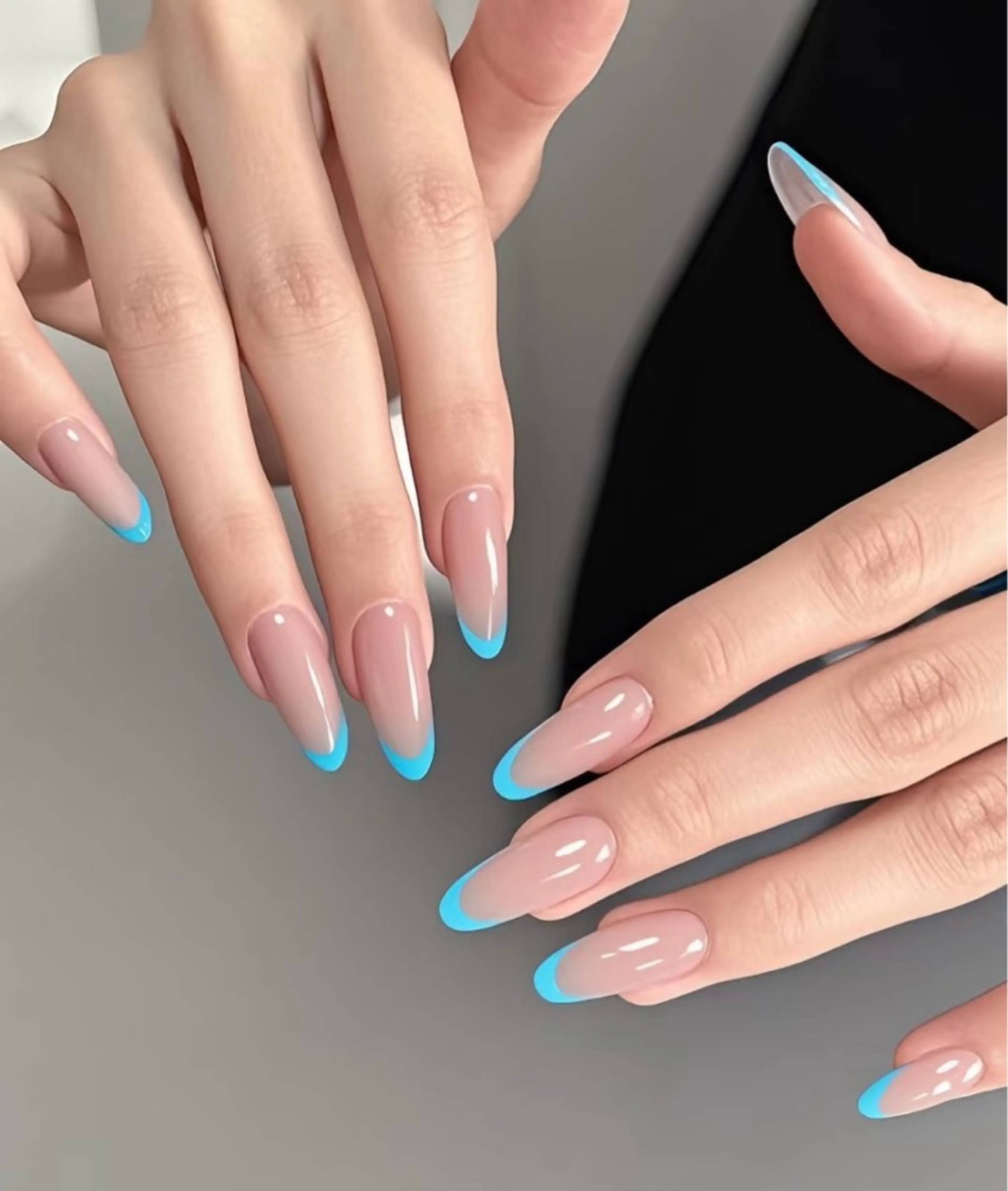 ネイル 高木 維麗絲のネイルデザイン