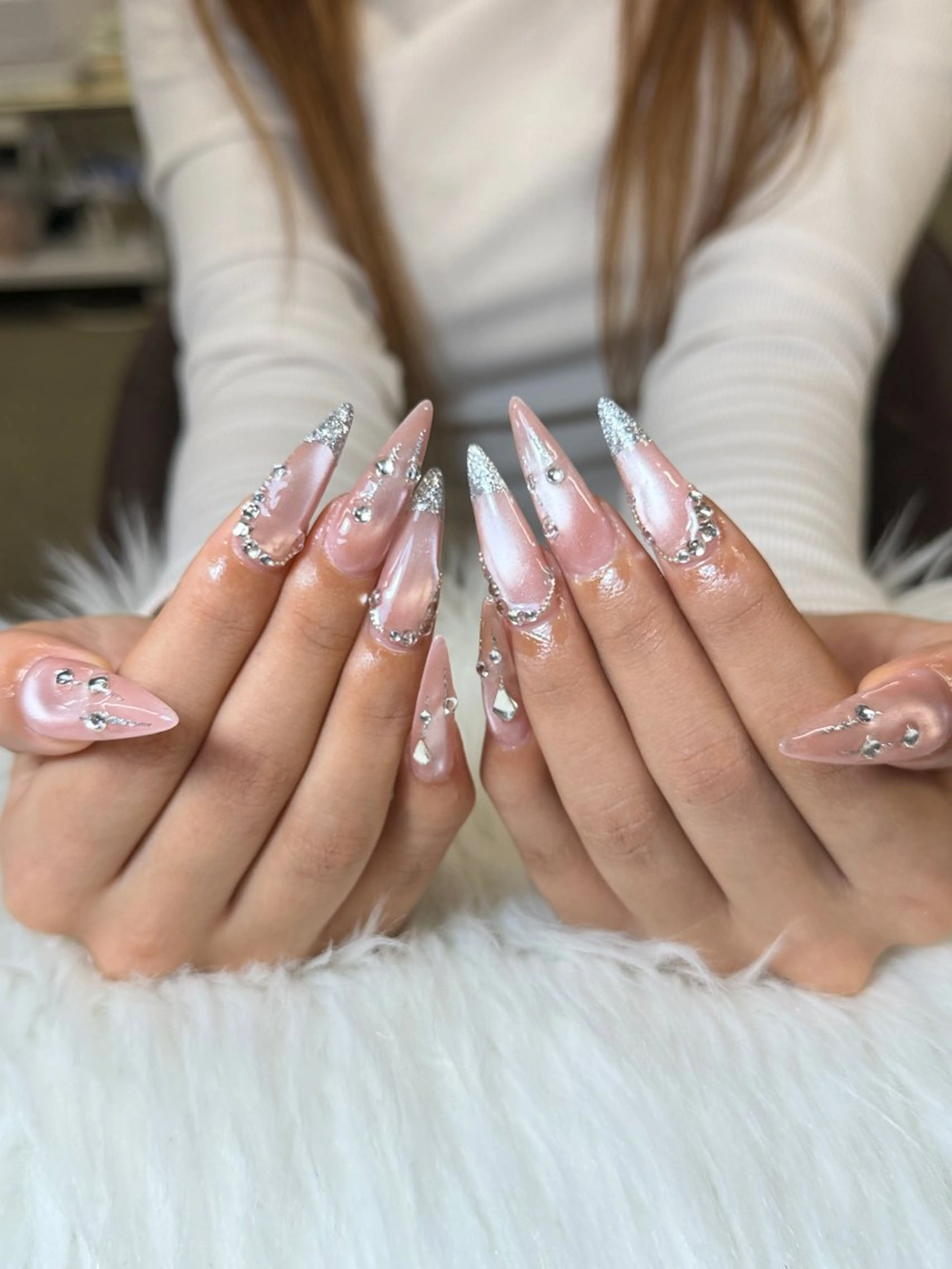 ネイル ハンドネイル NiJi Nailsのネイルデザイン