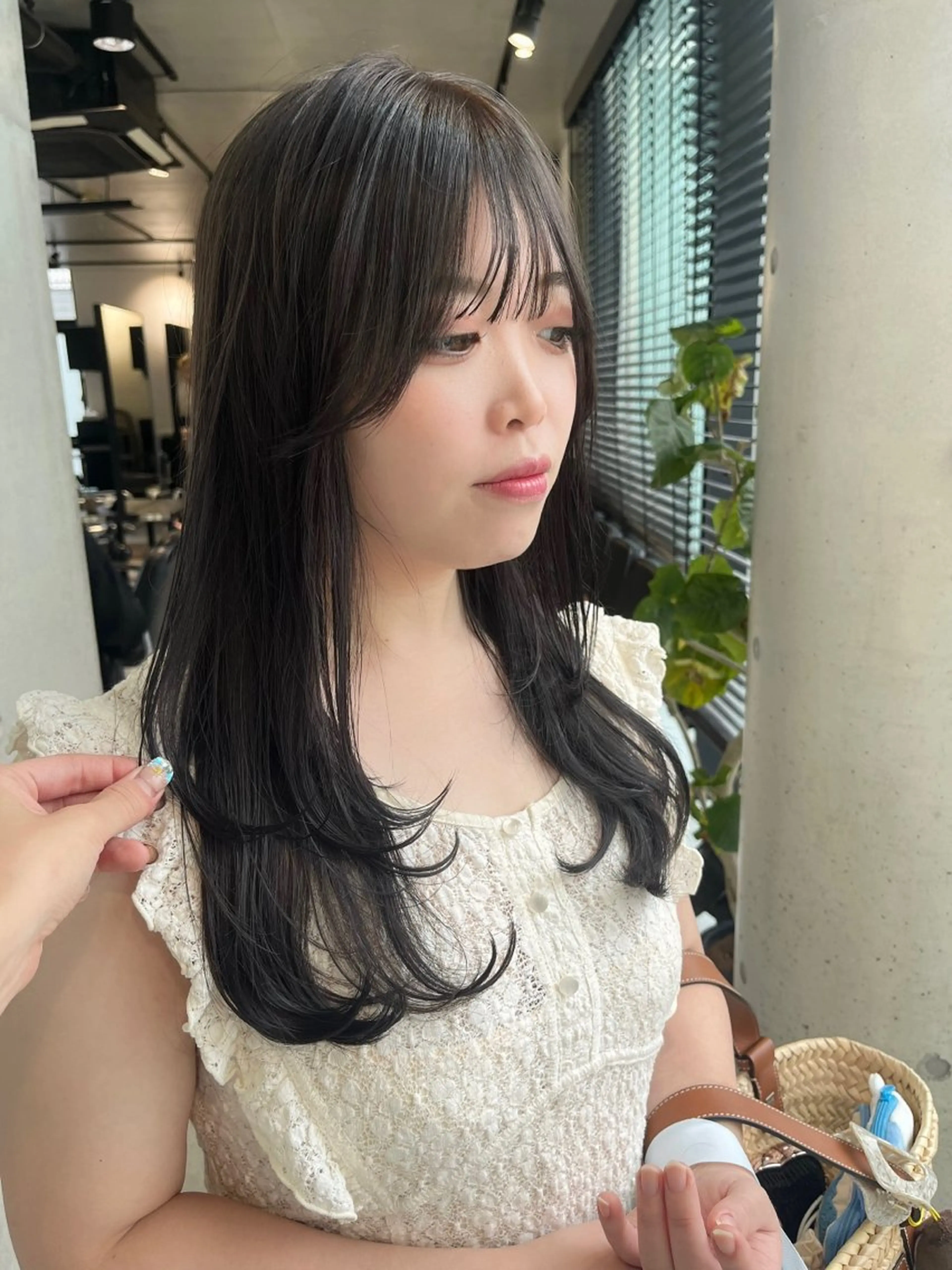 ロング カラー パーマ ヘアアレンジ ヘアカラー トリートメント 透明感/オリーブ/ グレージュ/YUKAのヘアスタイル