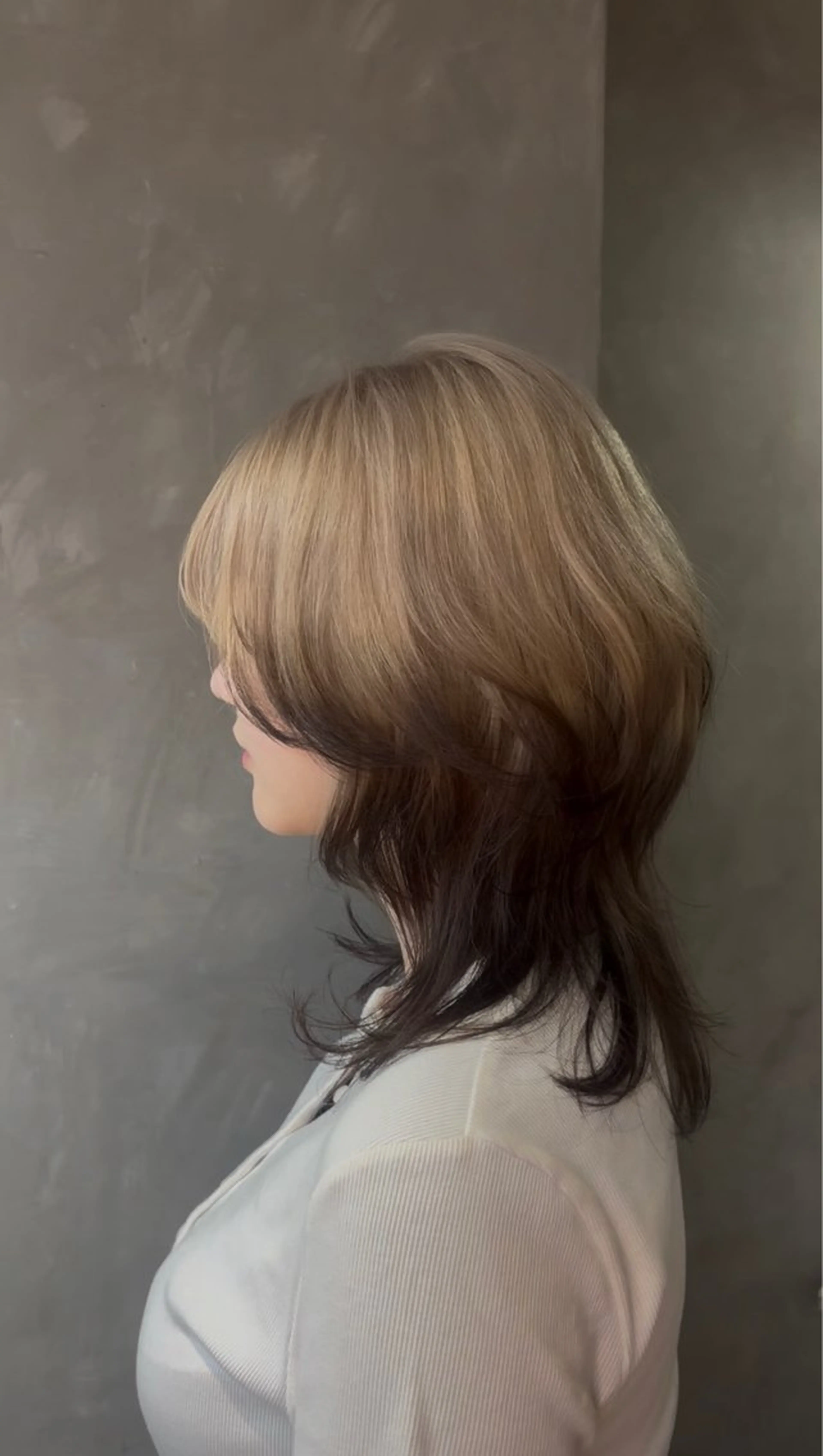 ミディアム カット ヘアカラー 光本 杏のヘアスタイル