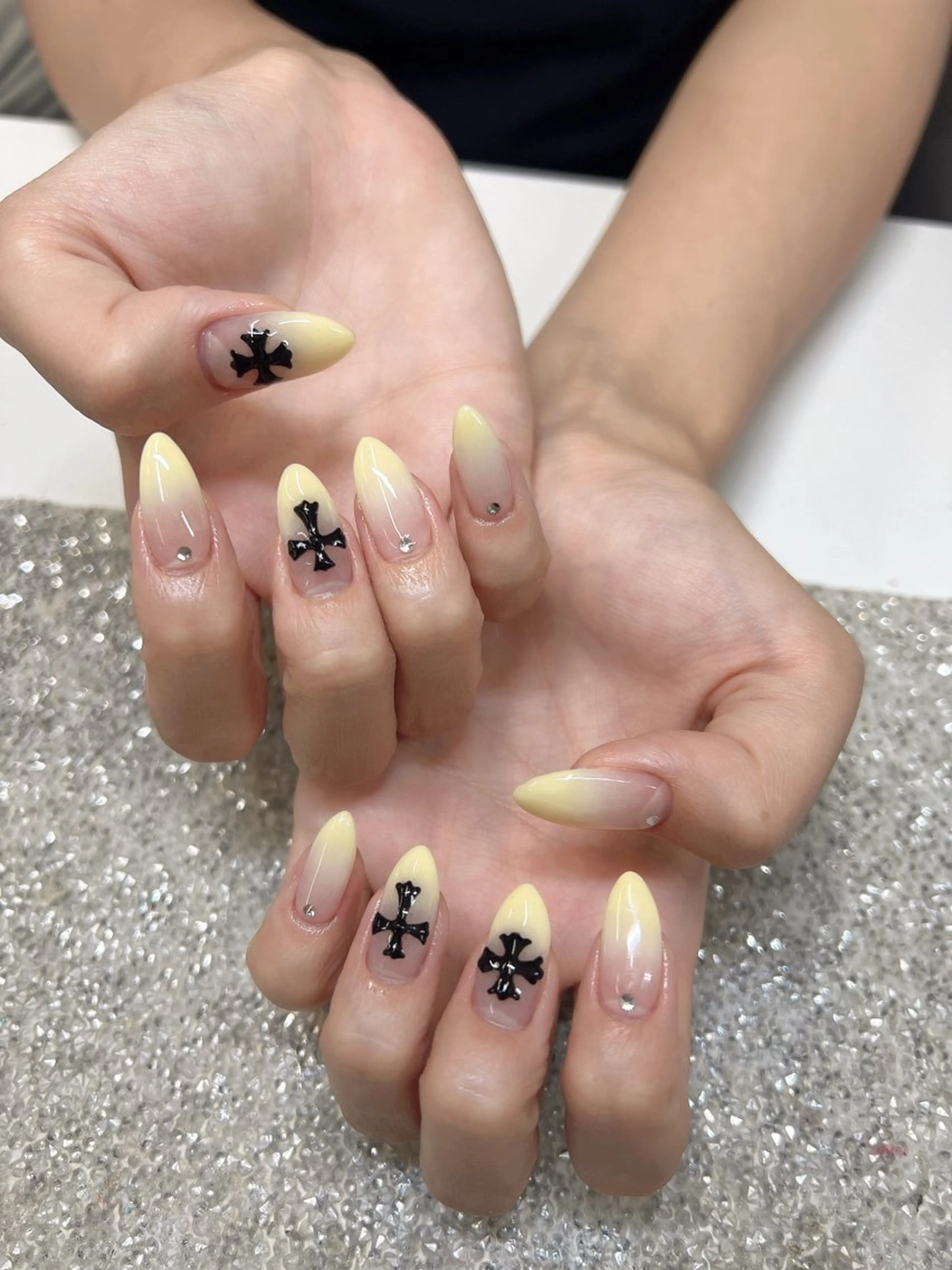 ネイル Guarendo錦糸町店所属・ガレンドウ 白澤 愛子のネイルデザイン