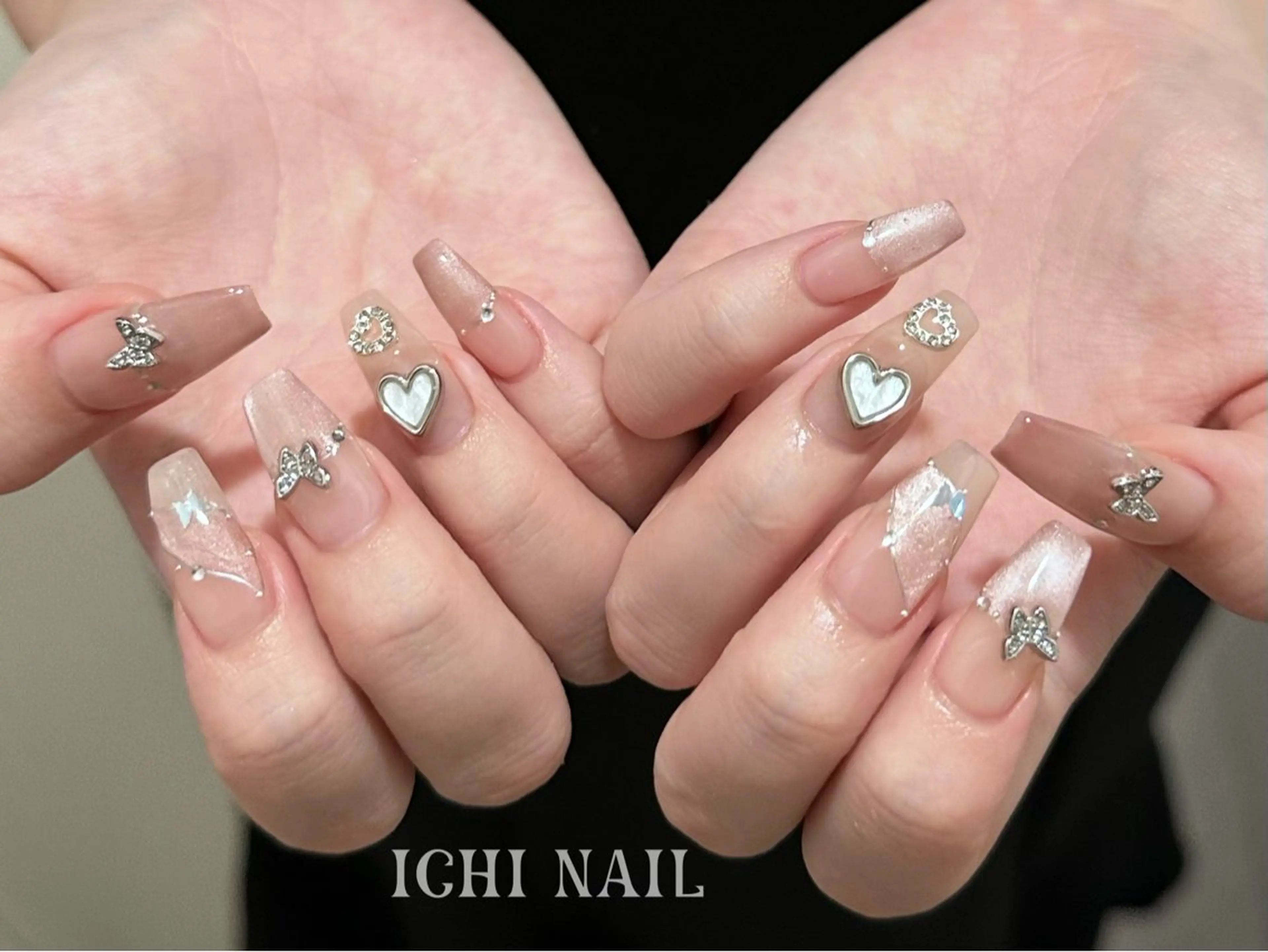 ネイル ハンドネイル 🧚🏻‍♀️ NOHA🎀のネイルデザイン