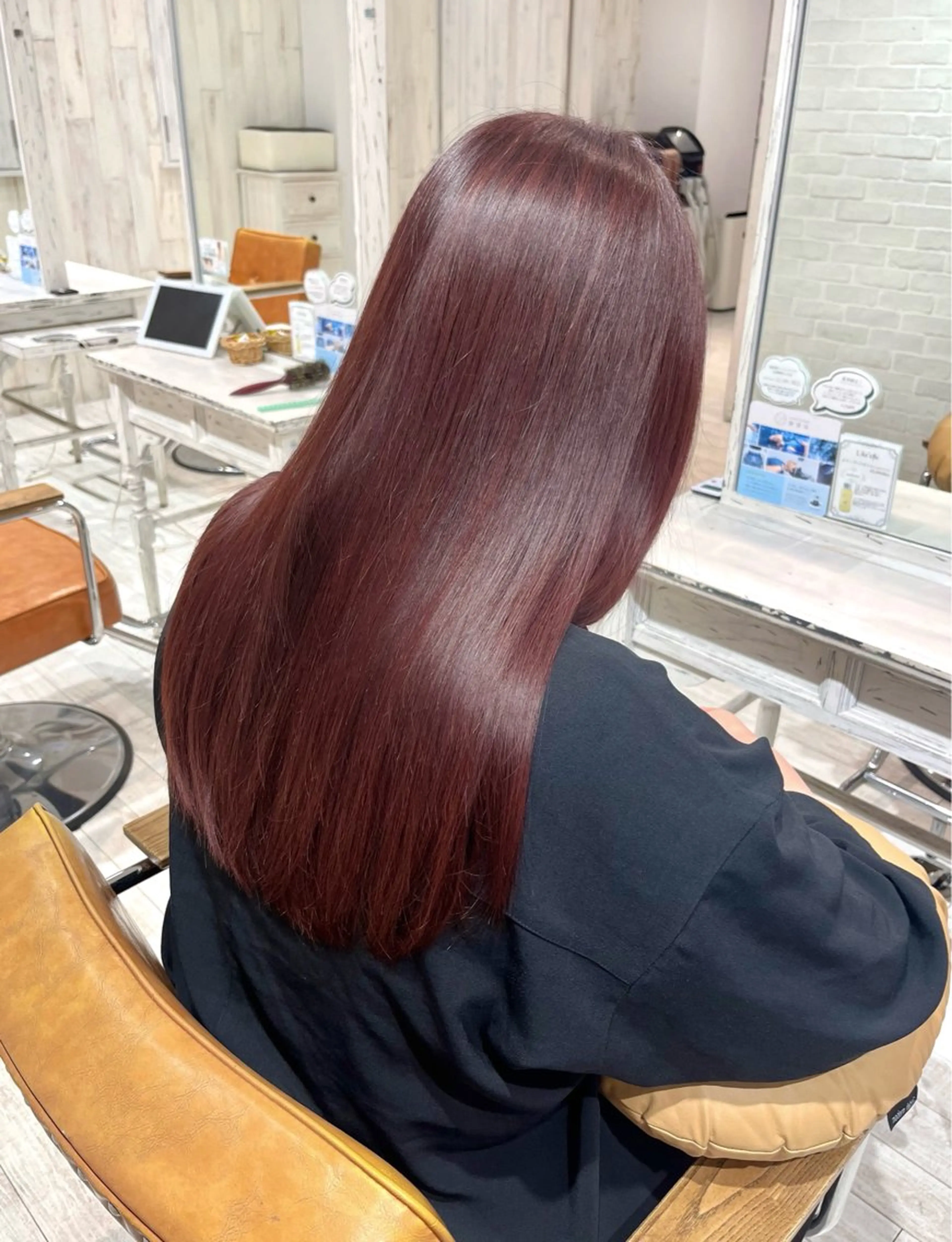 カラー Ashanti 濱野のヘアスタイル