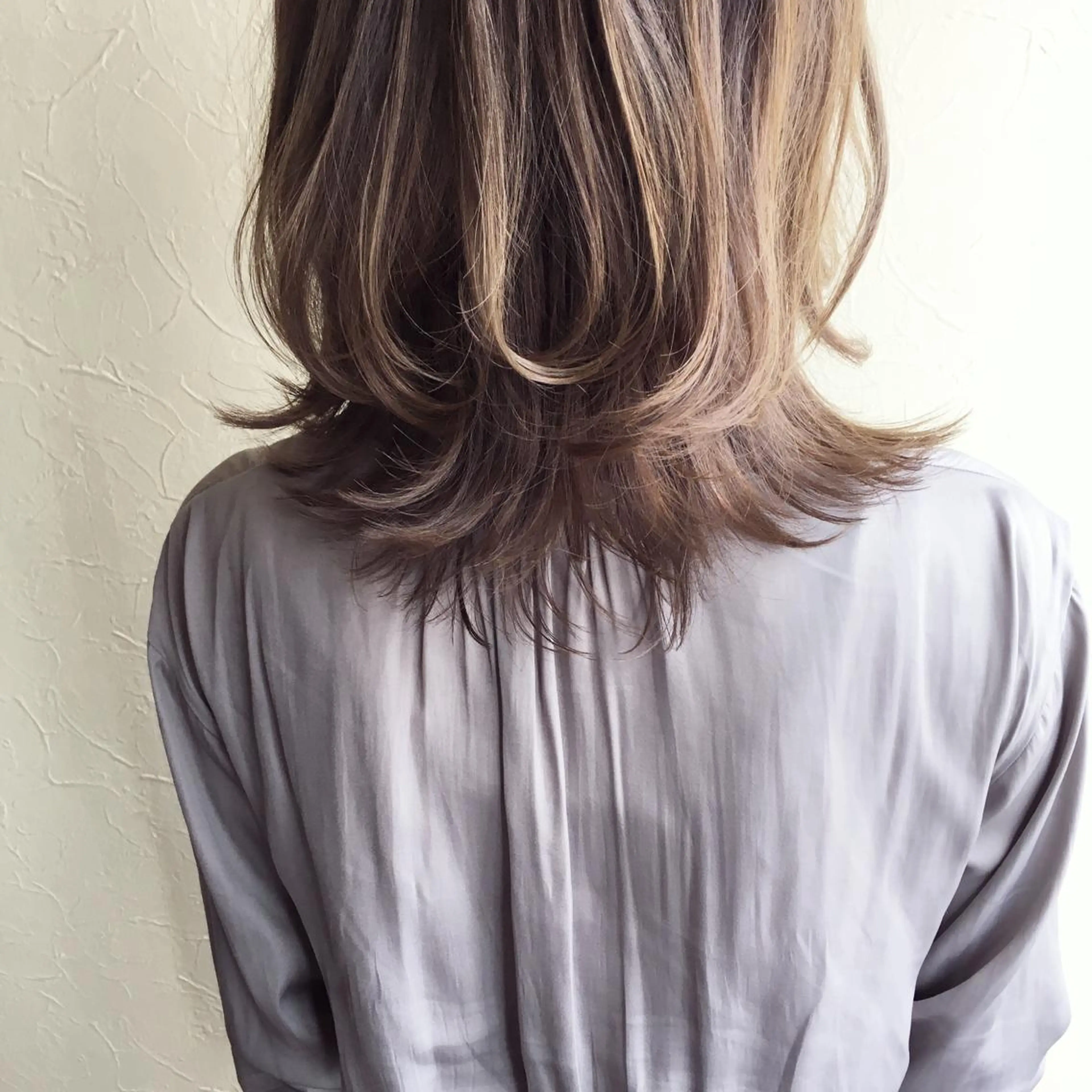 ミディアム カラー カット ヘアカラー トリートメント ant'ten所属・ant’ten 宮川 俊裕のヘアスタイル