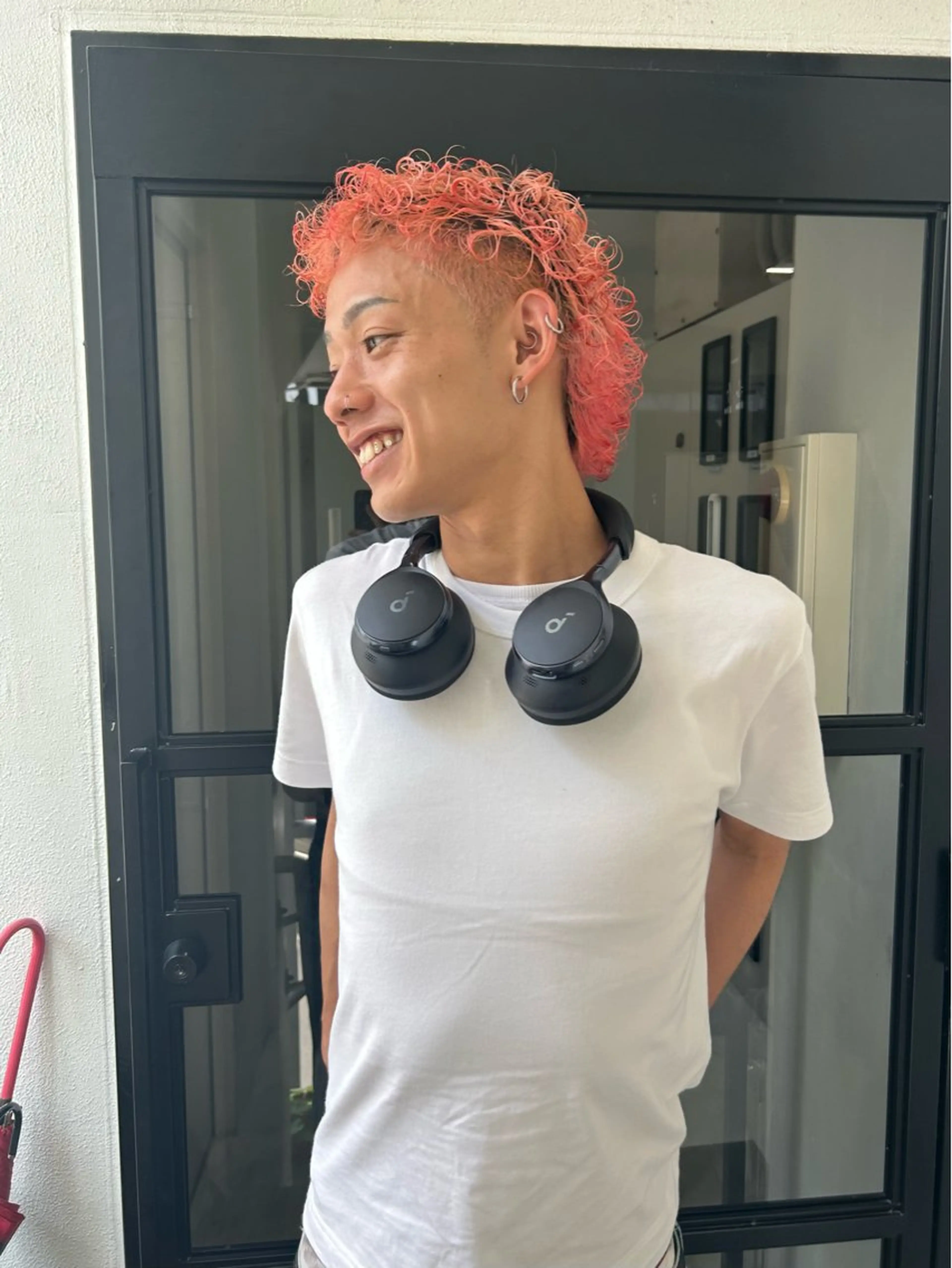 ショート カラー カット ヘッドスパ wabi【ワビ】所属・manami/ヘア セット/ハイトーンのヘアスタイル