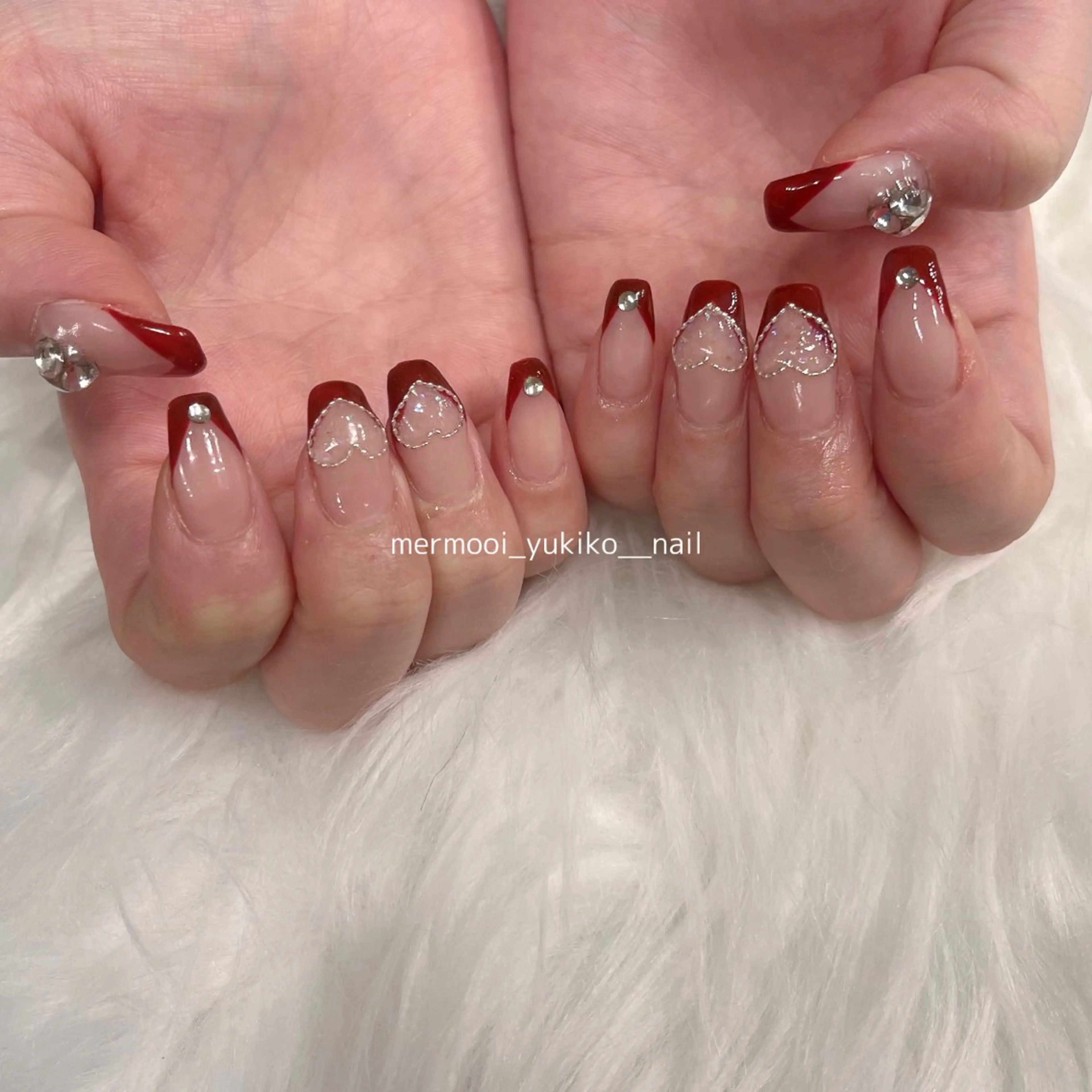 ネイル ボルドー フレンチネイル ハート キラキラネイル 赤色 ハンドネイル melumooi nailのネイルデザイン