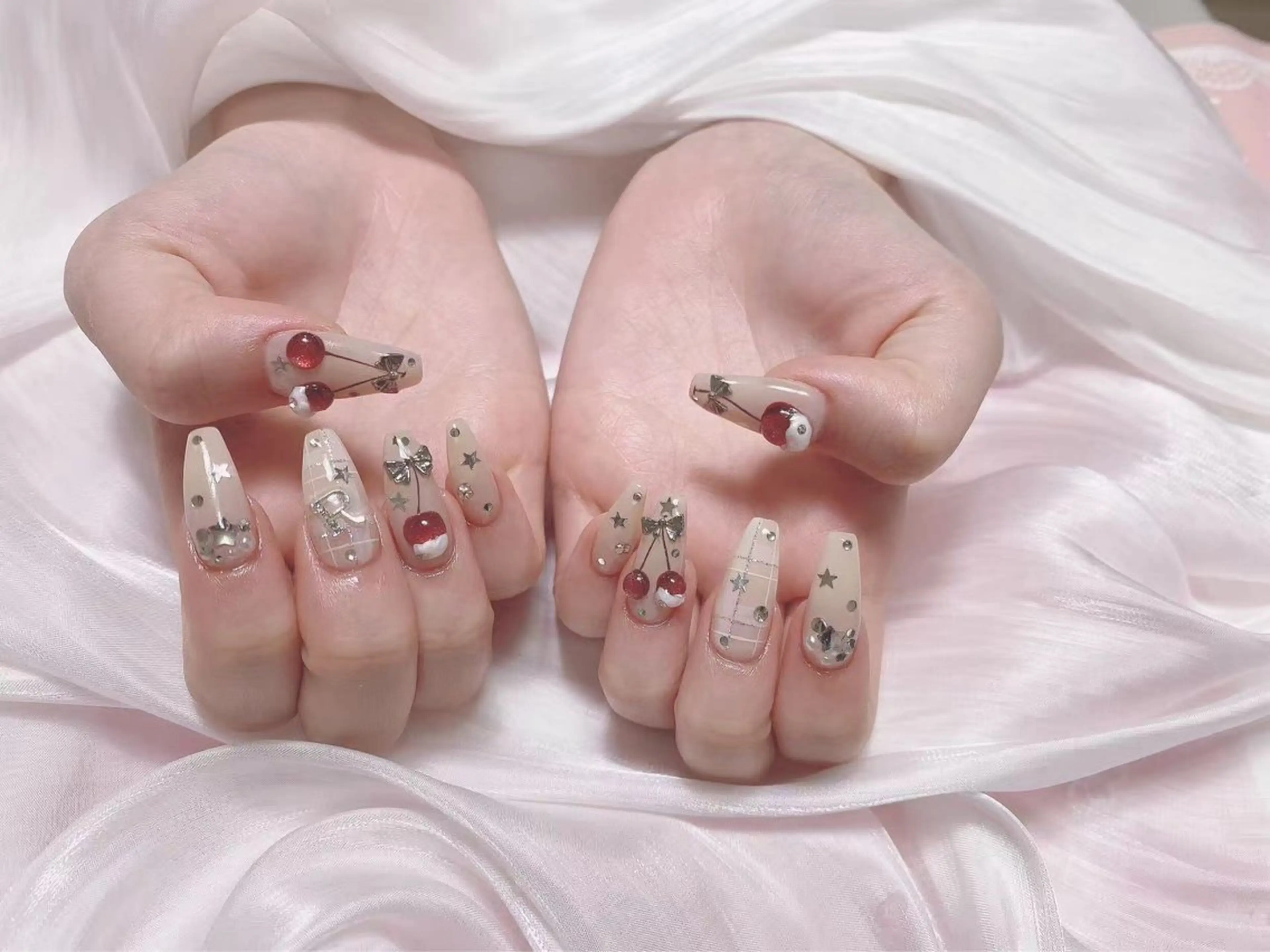 ネイル ジョリ kasumi🌹💅のネイルデザイン