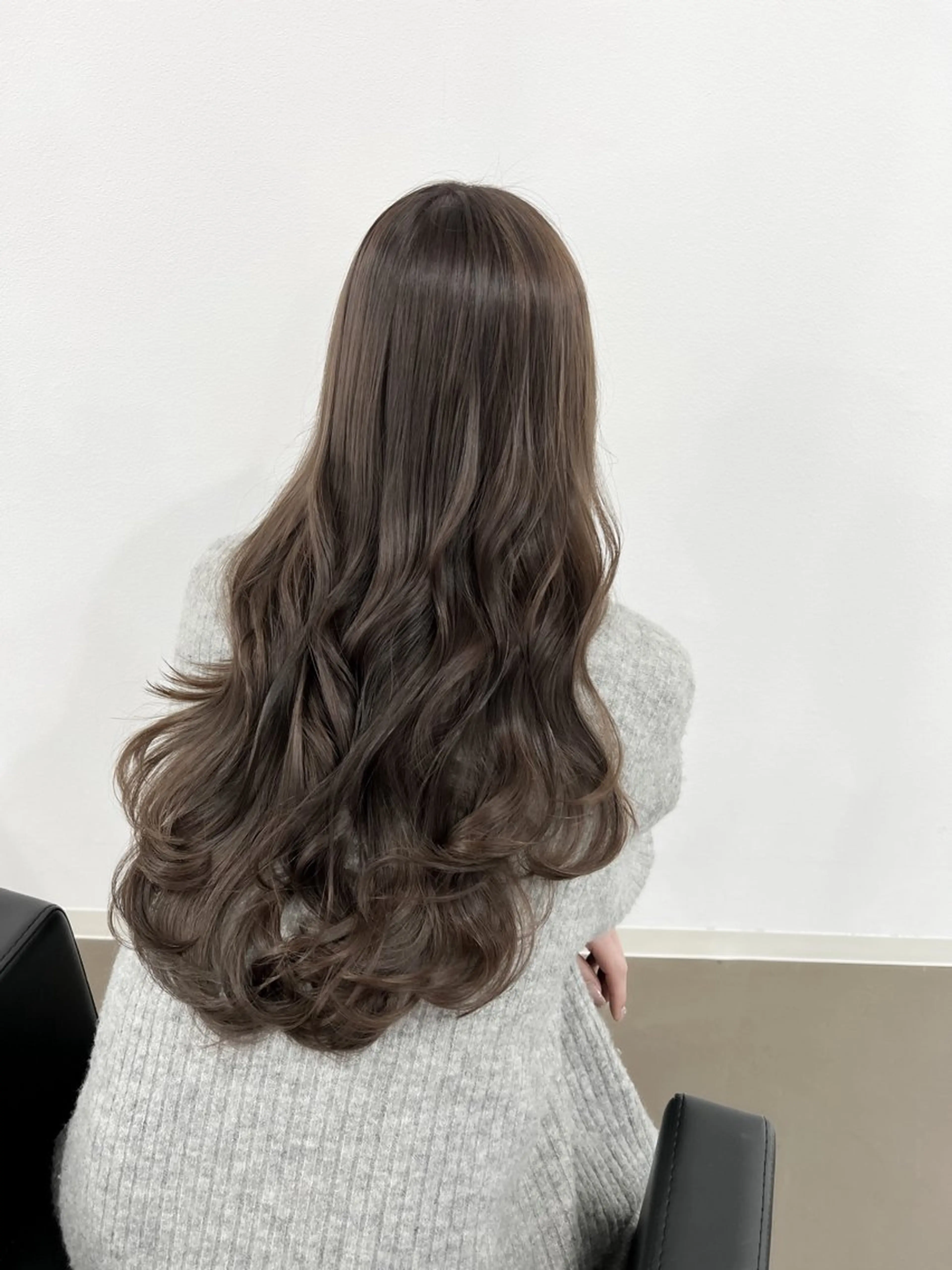 ロング カラー ベージュカラー 透明感カラー 神戸ボブ✂️ ioe三宮/田 伸佳のヘアスタイル