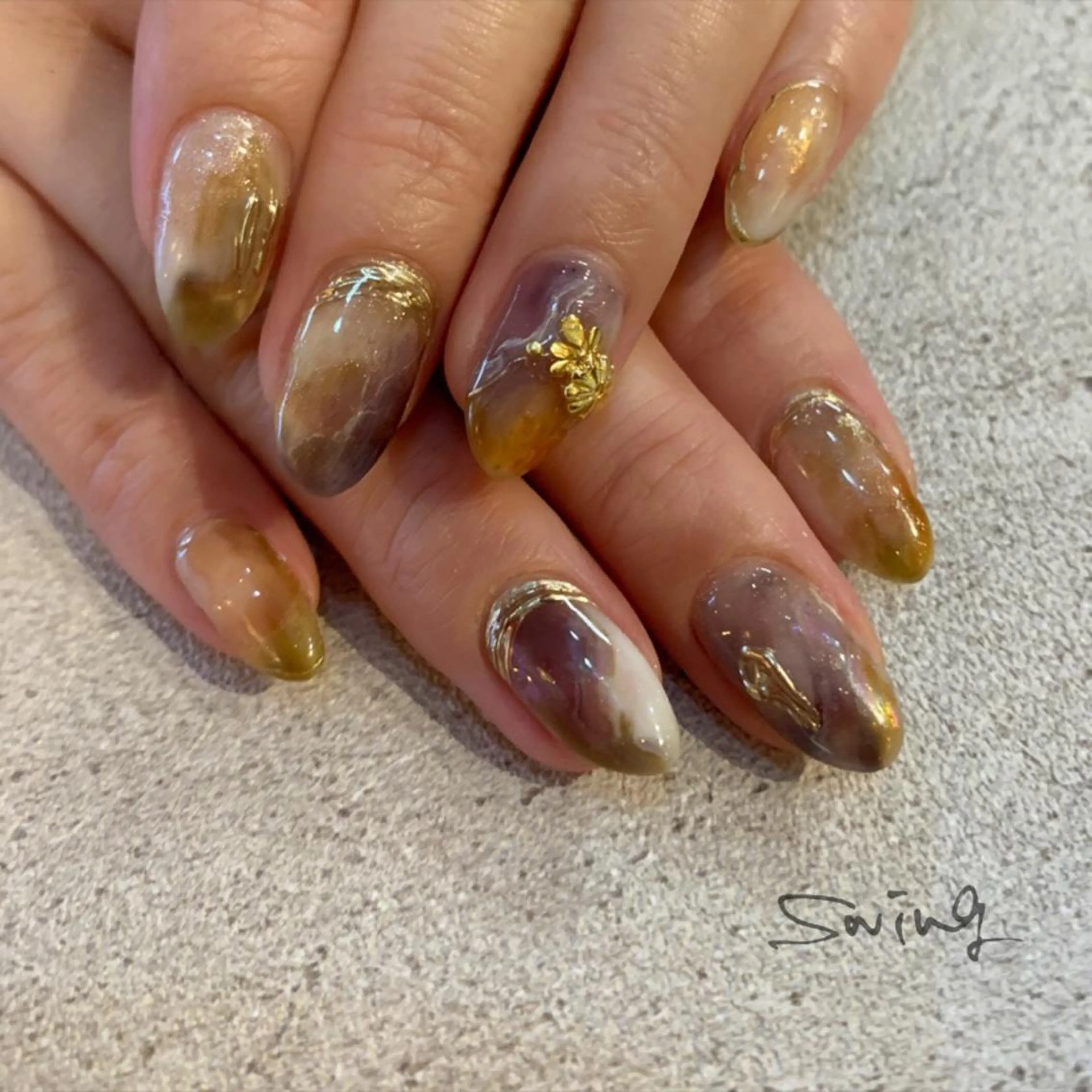 ネイル ニュアンスネイル ハンドネイル SWING Nail Salon所属・Yoshida Takakoのネイルデザイン