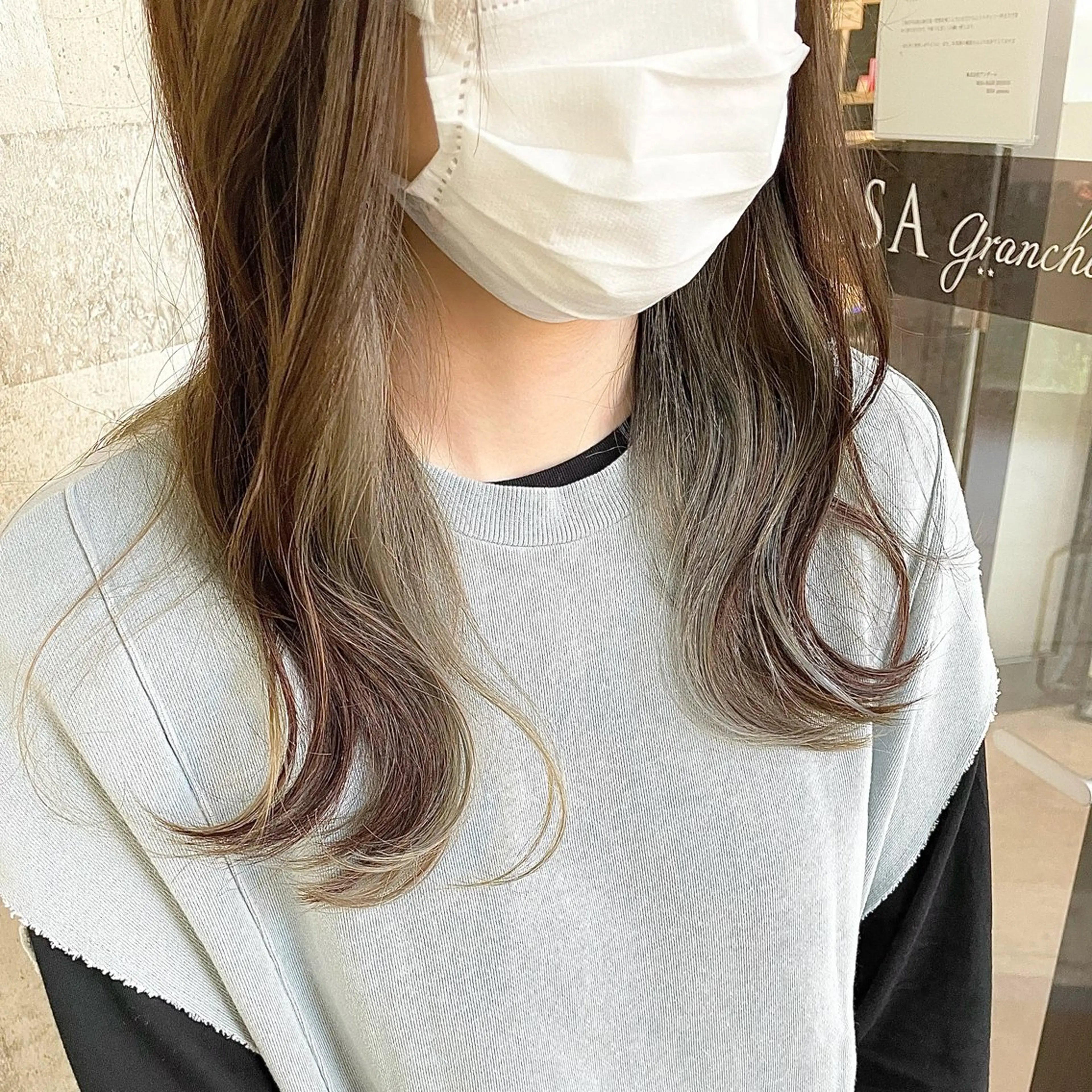 ロング カラー ブリーチ デザインカラー イヤリングカラー 村上 遥香 店長スタイリストのヘアスタイル