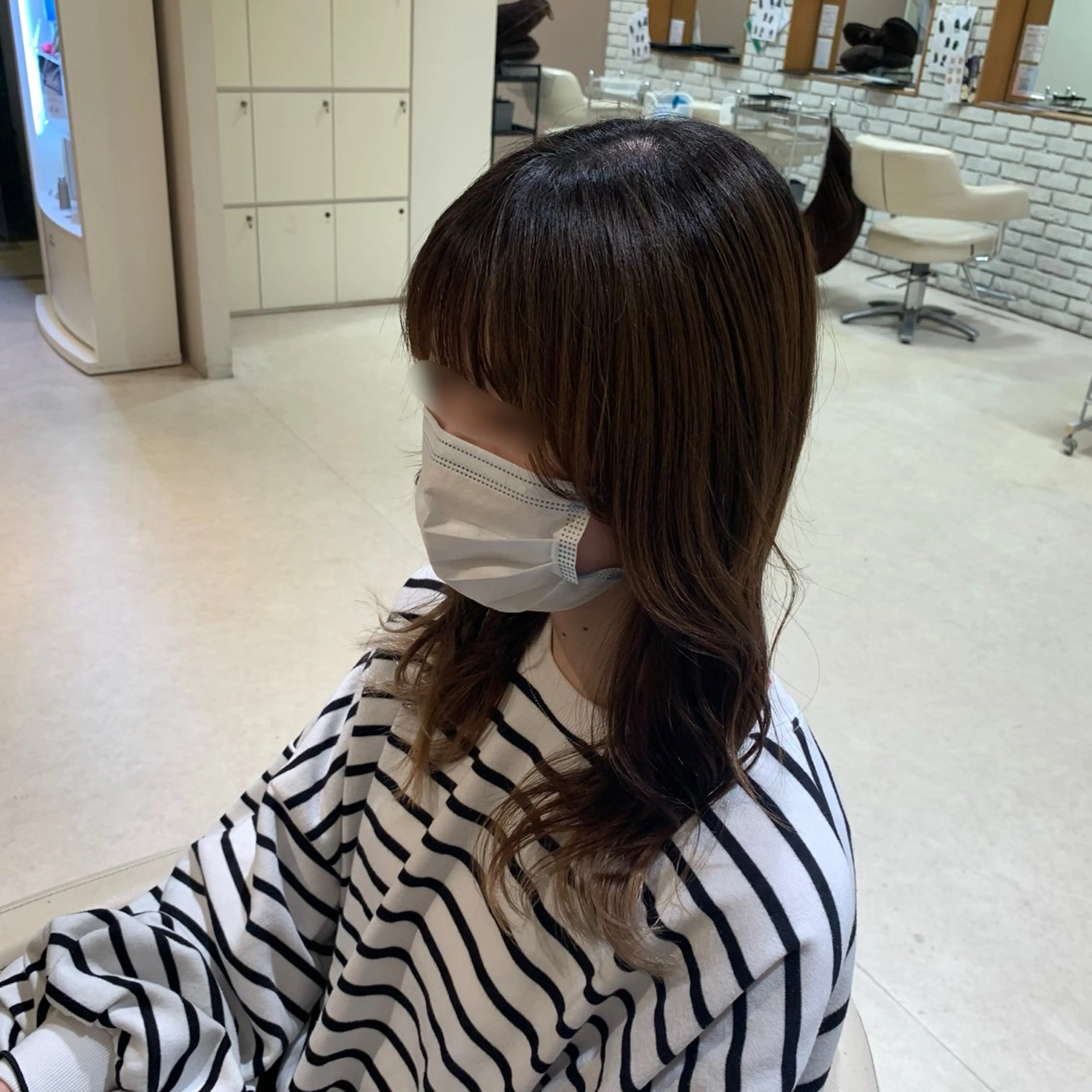 ロング 顔まわりレイヤー 顔周りカット レイヤーカット 宮本 季奈のヘアスタイル