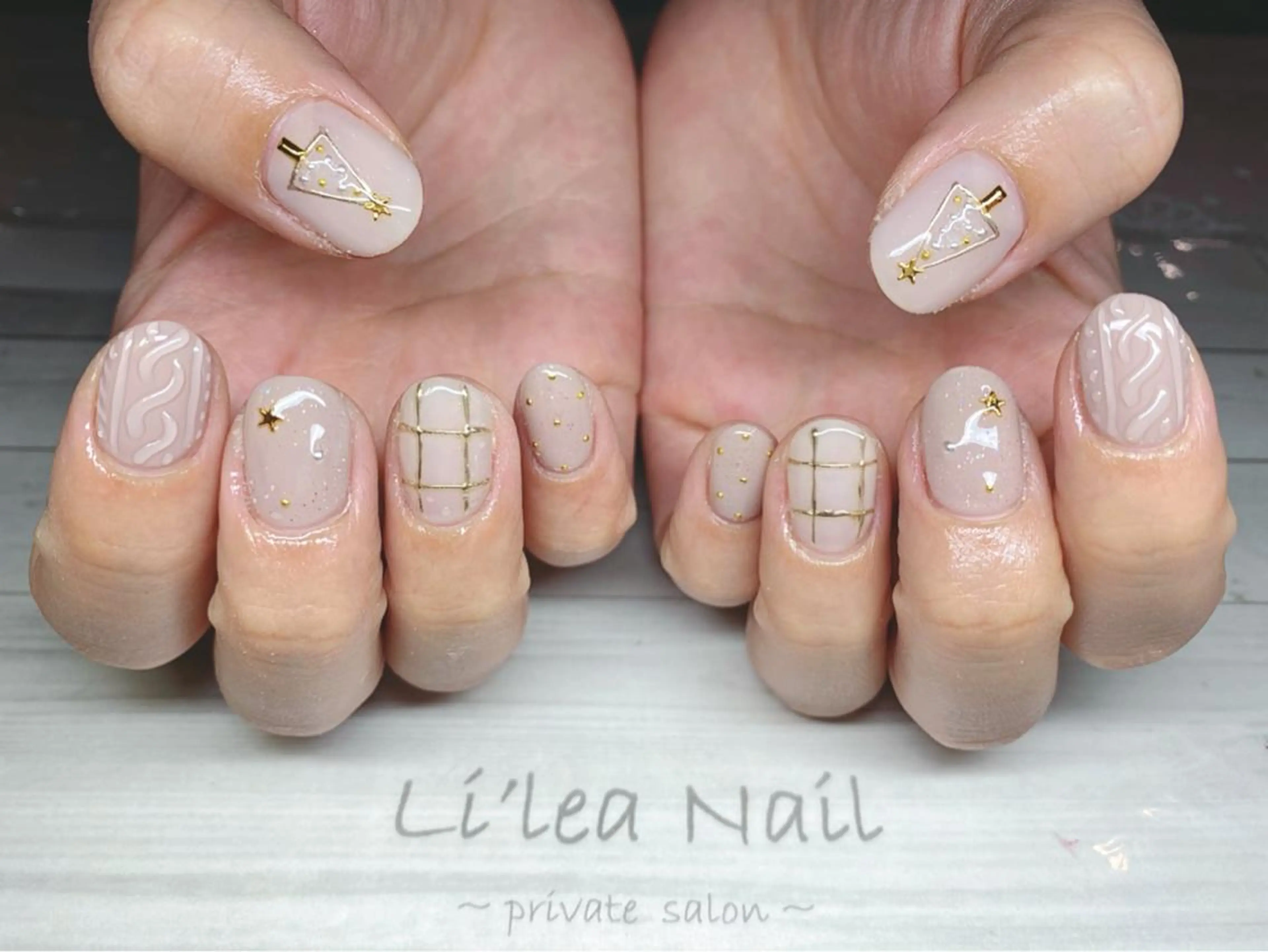 ネイル Li'leaNail AINAのネイルデザイン