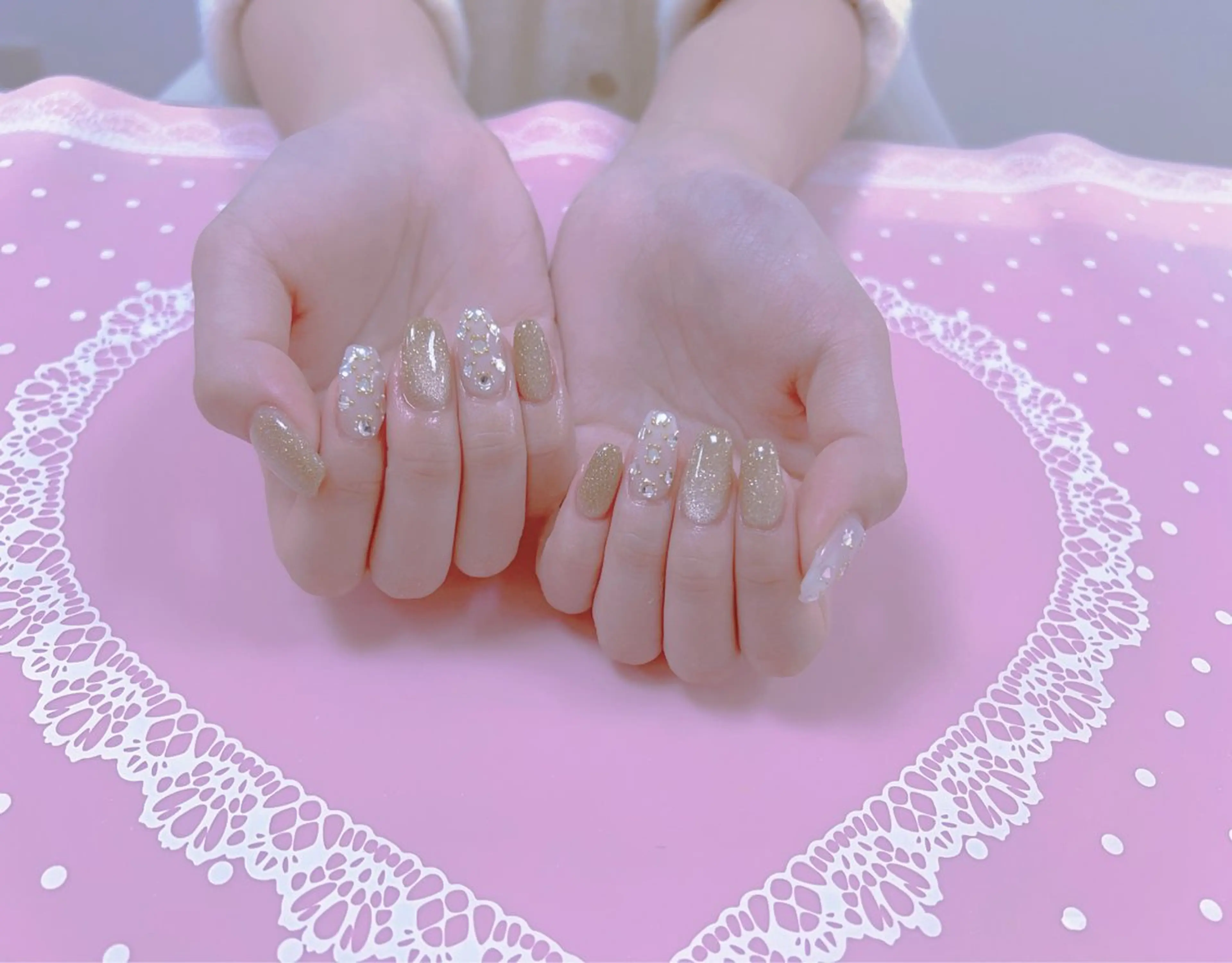 ネイル はぴねす所属・横浜 美夢のネイルデザイン