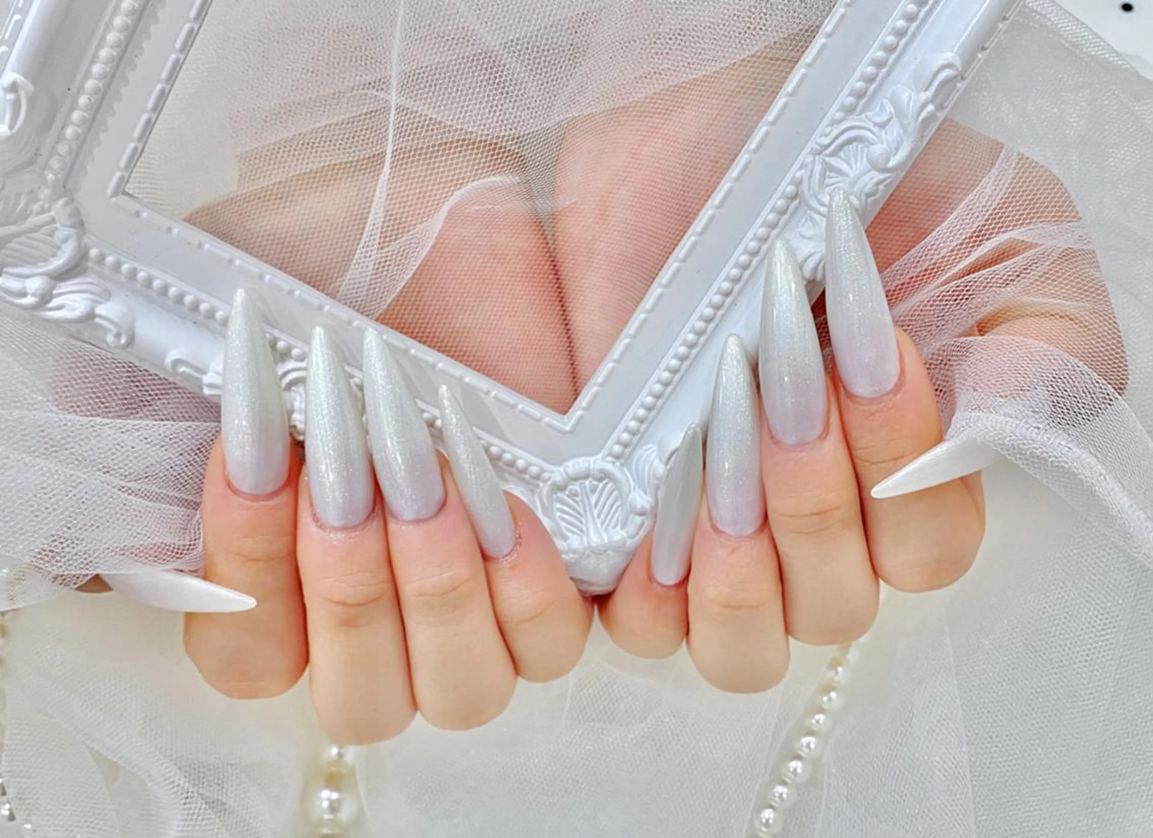 ネイル 🌼リオナ ♥️のネイルデザイン