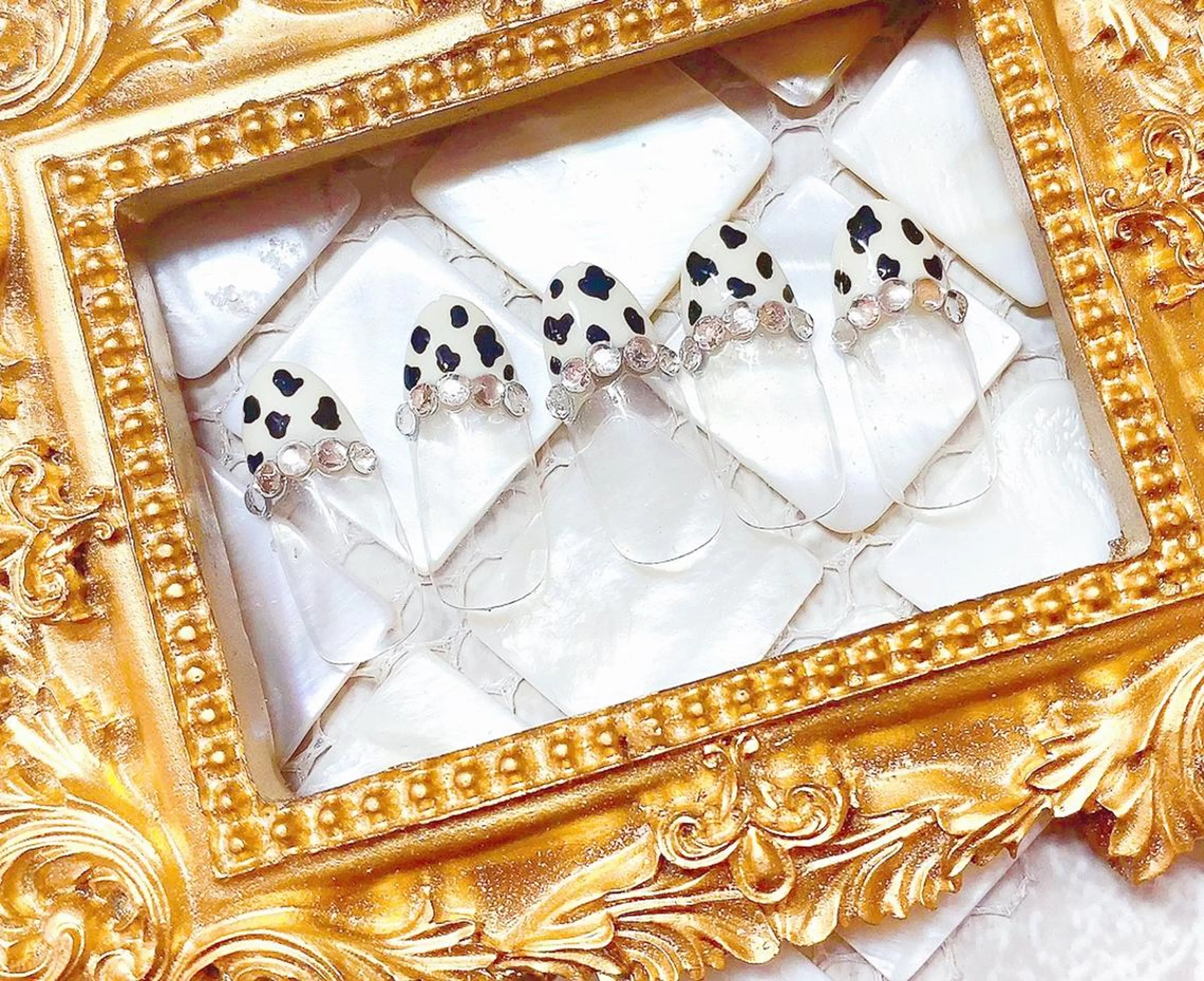 ネイル ハンドネイル マジック ミラーのネイルデザイン