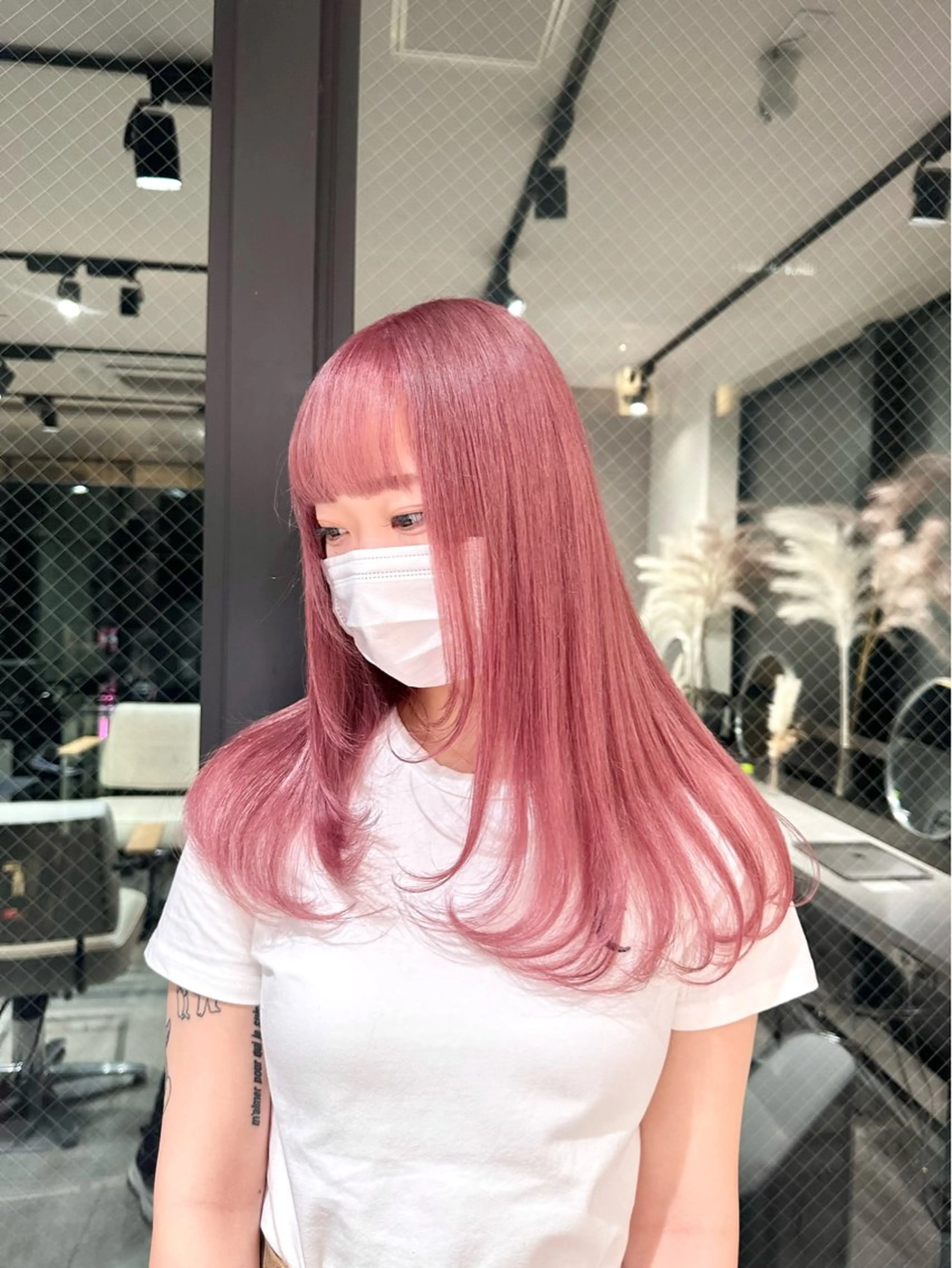 セミロング カット ヘアカラー トリートメント ヘッドスパ ヘアセット 🤍ハイトーンカラー 緒方 柚衣🤍のヘアスタイル