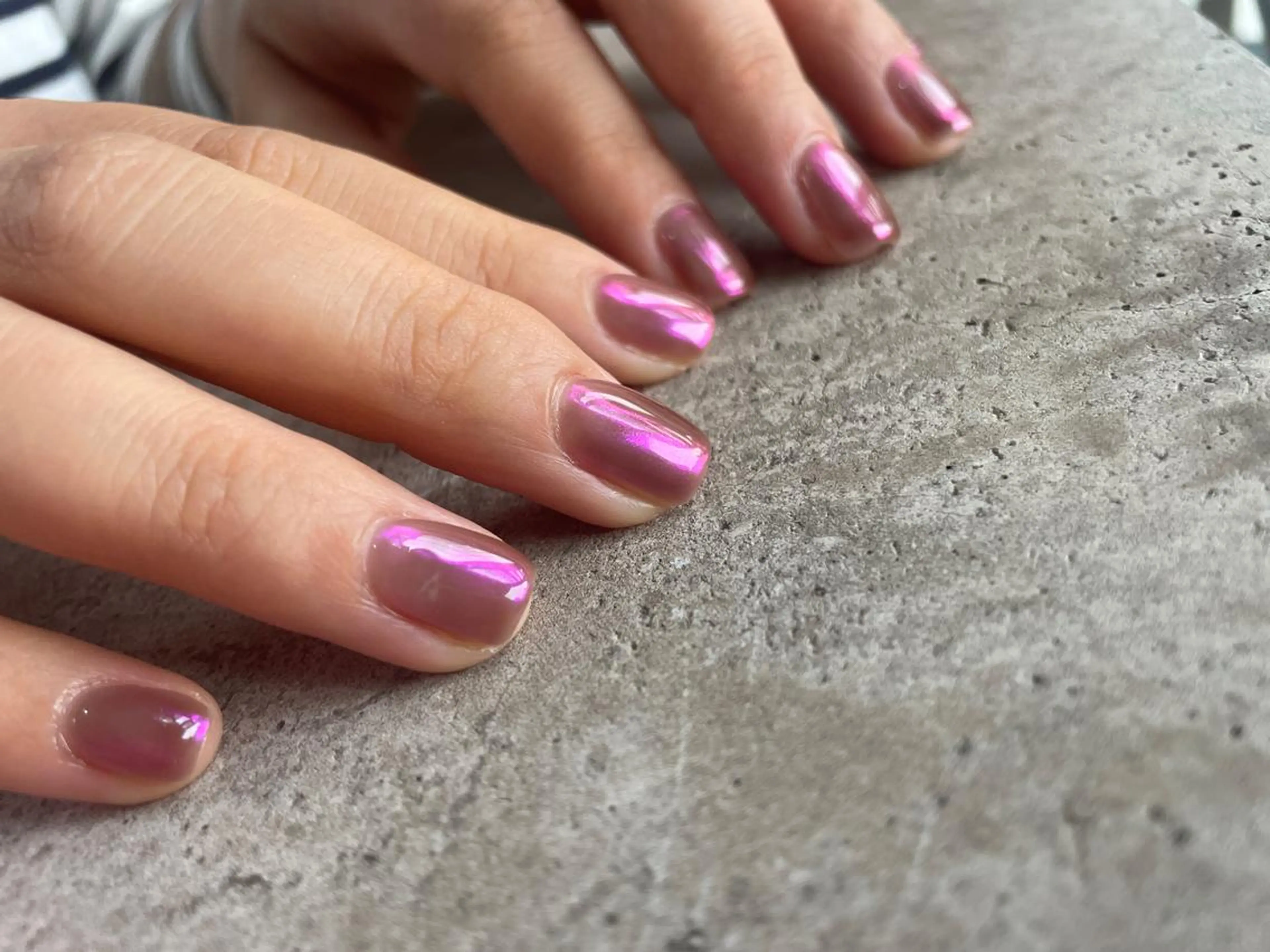 ネイル オーロラネイル ハンドネイル MARUNAIL Misakiのネイルデザイン