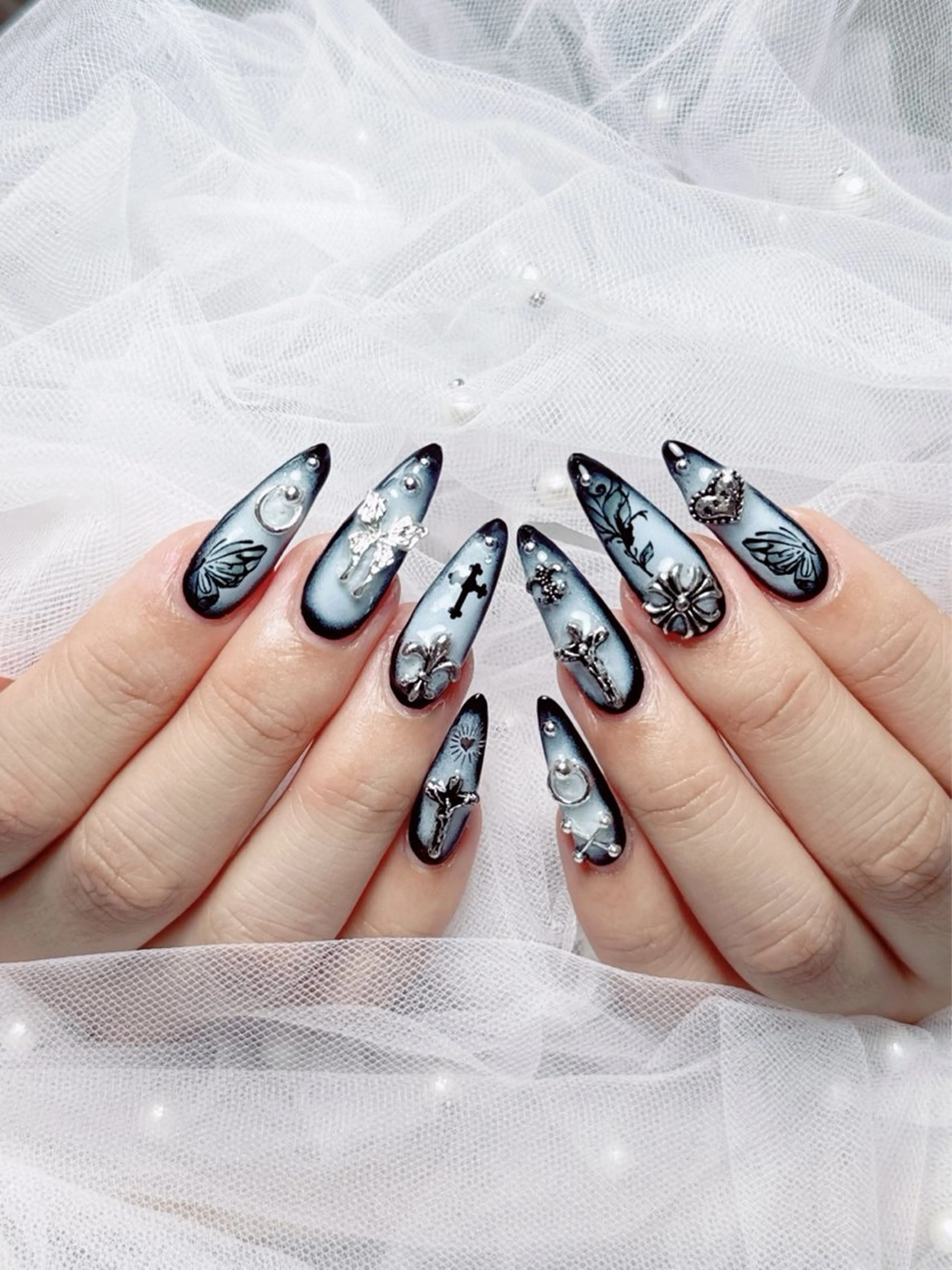 ネイル ハンドネイル ロータス ネイルサロンのネイルデザイン