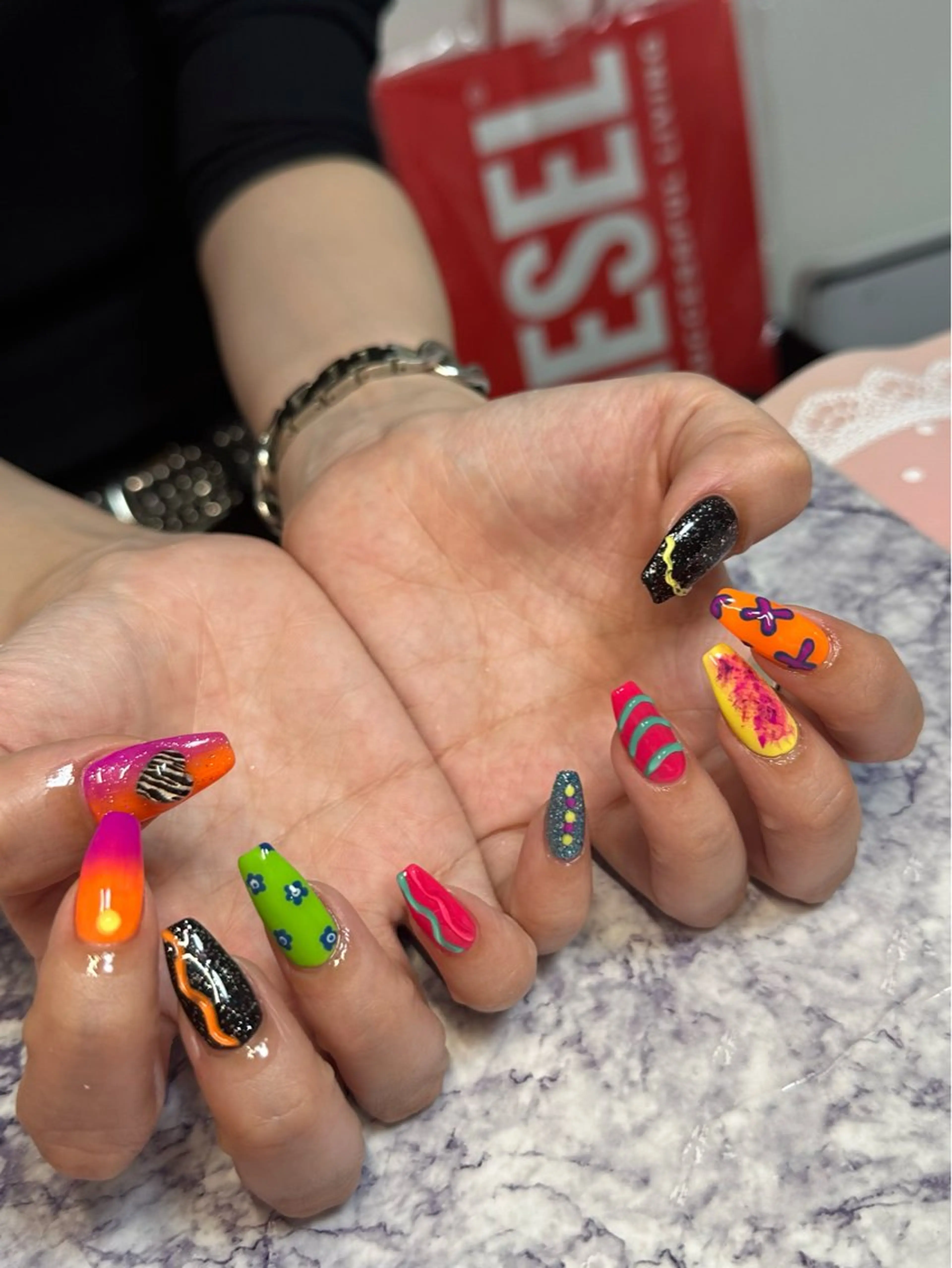 ネイル ハンドネイル フットネイル Pretzels🥨 【プレッツェル】ミウのネイルデザイン