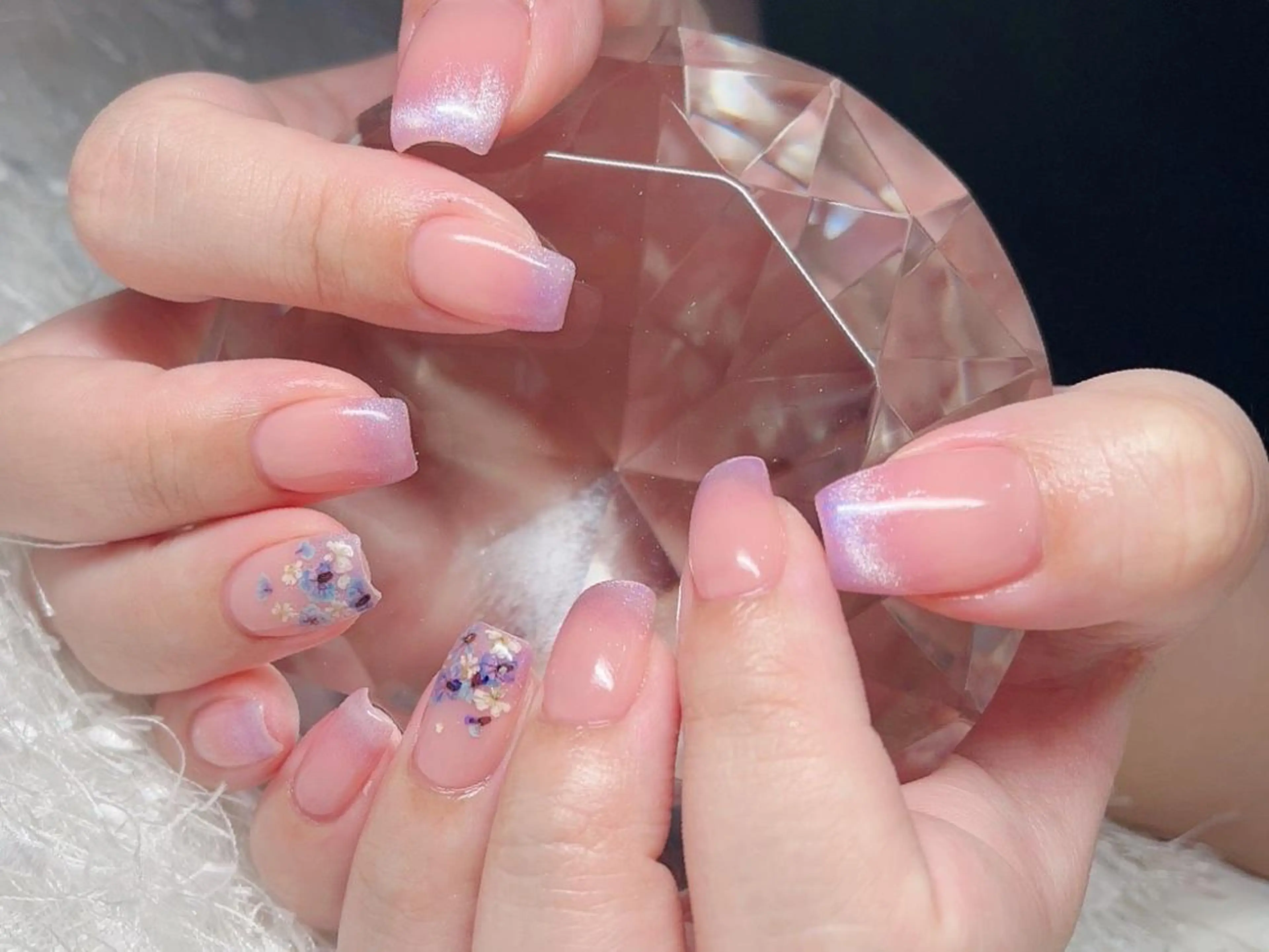 ネイル 長さ出し フレンチネイル ジェルネイル グラデーション 韓国ネイル ハンドネイル Nail&eye Belire 新宿のネイルデザイン