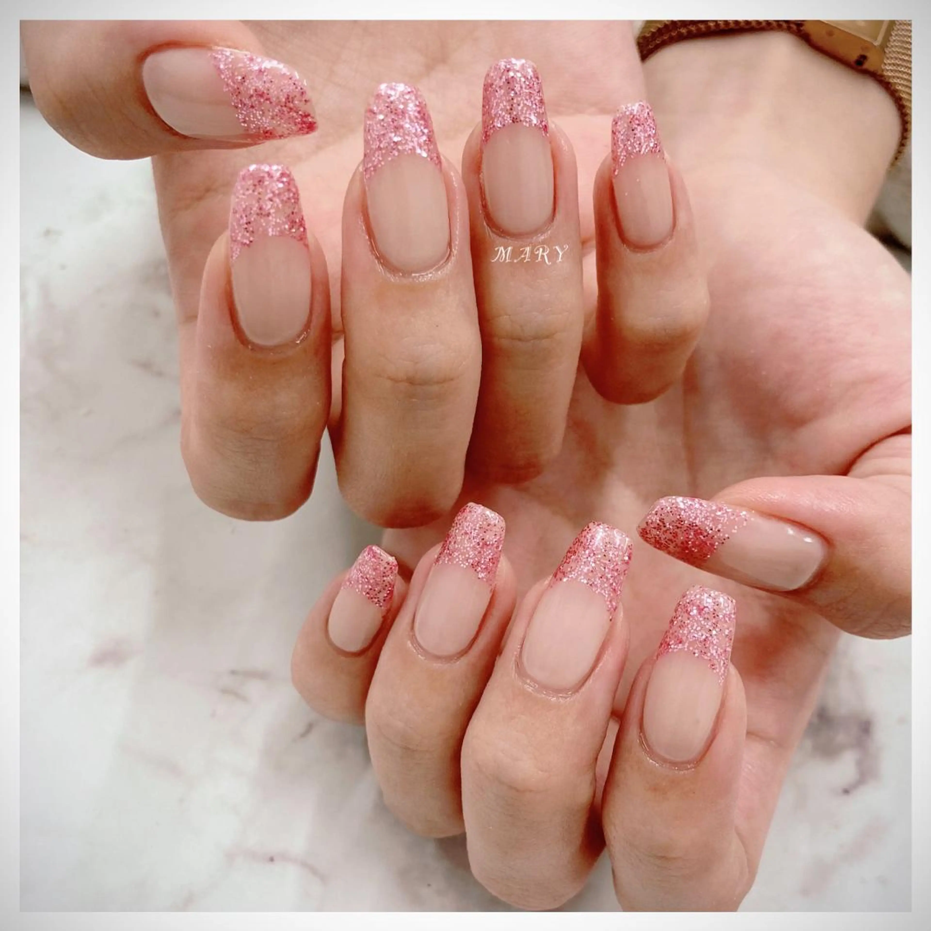 ネイル フレンチネイル ラメ(グリッター) ニュアンスネイル ピンク スクエアネイル ハンドネイル Mary nail .narumiのネイルデザイン