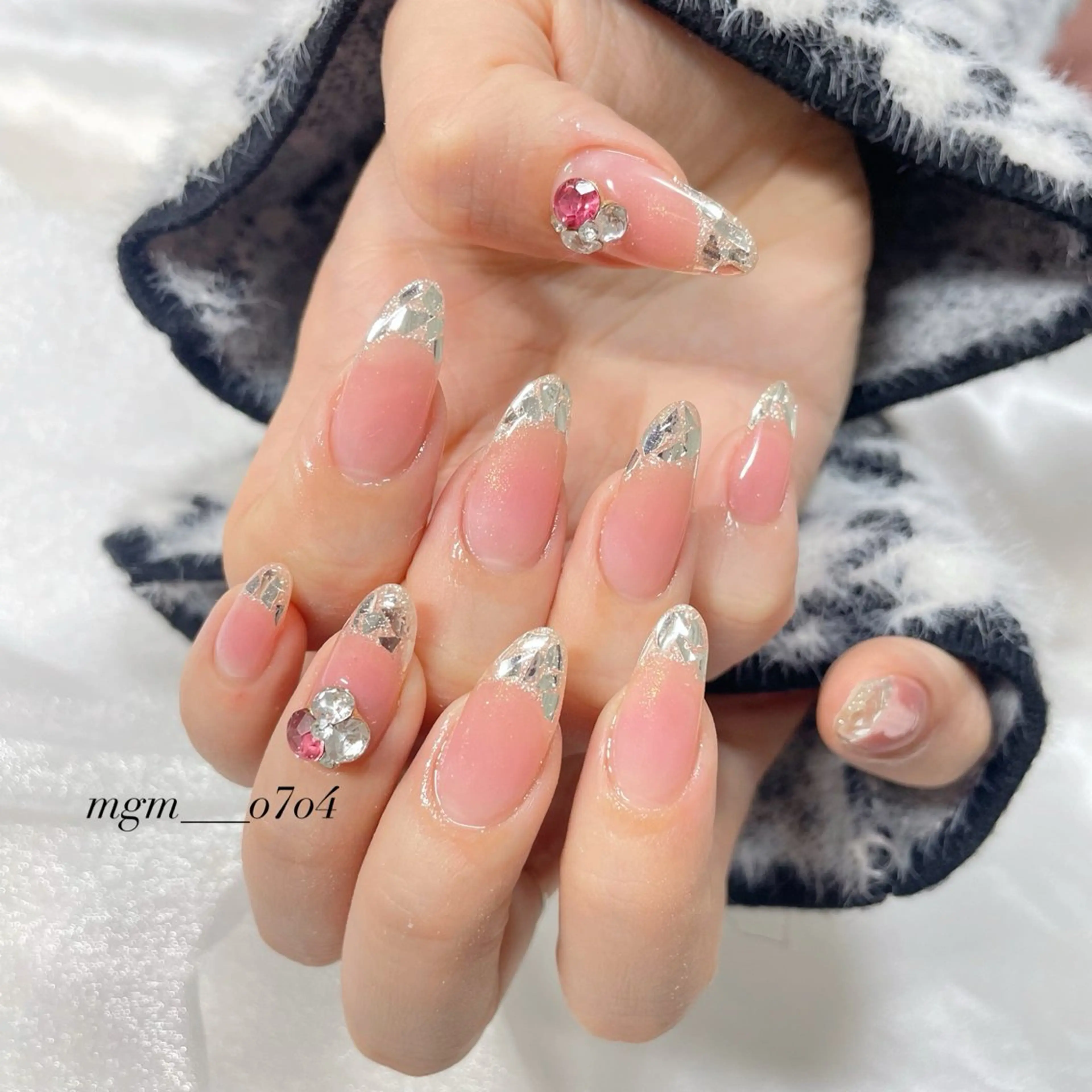 ネイル ハンドネイル ハンドケア MoON...❤︎ MeGuのネイルデザイン