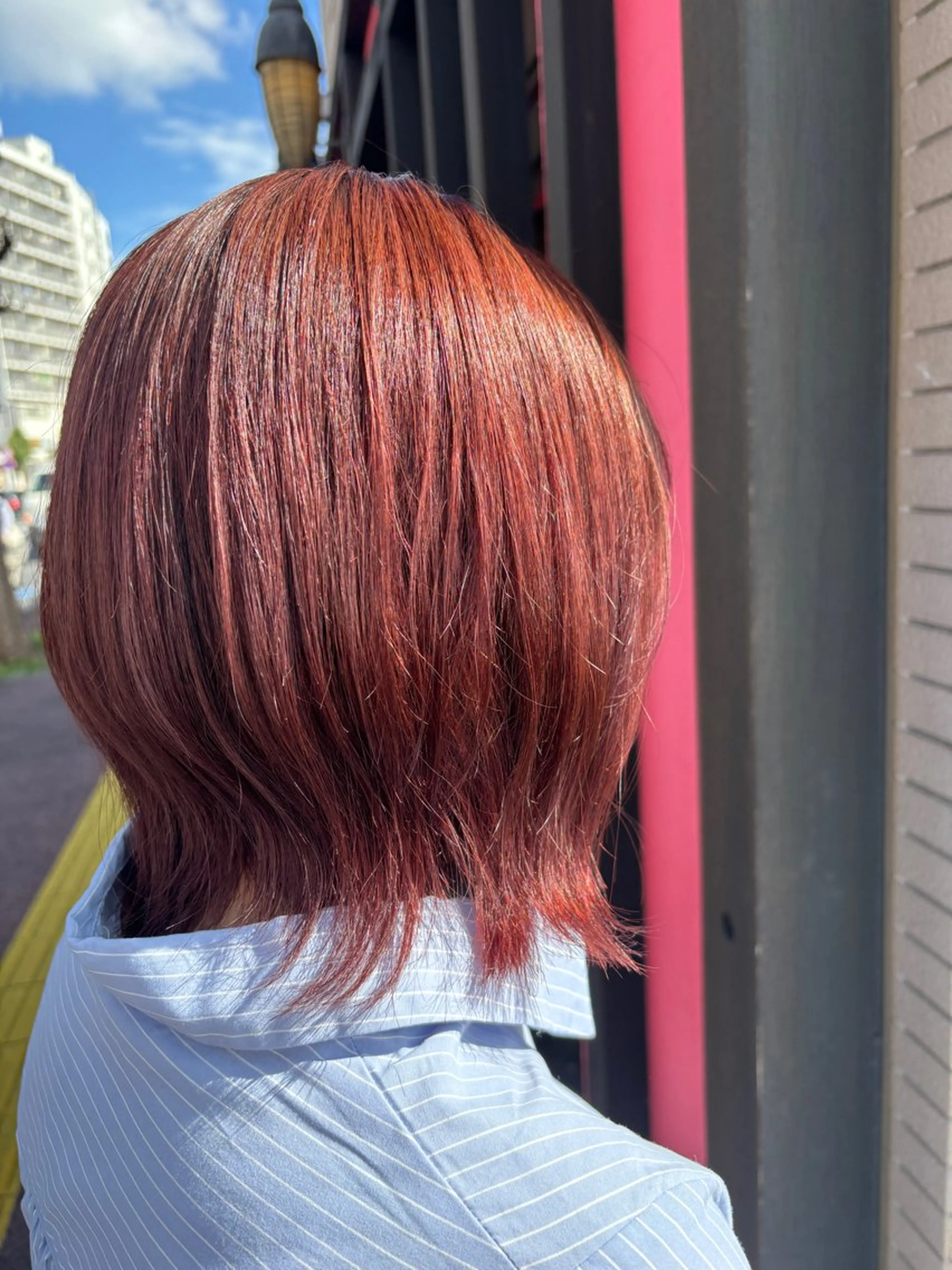 カラー ブリーチ ブリーチなしカラー レッドカラー 飯田 ほのかのヘアスタイル