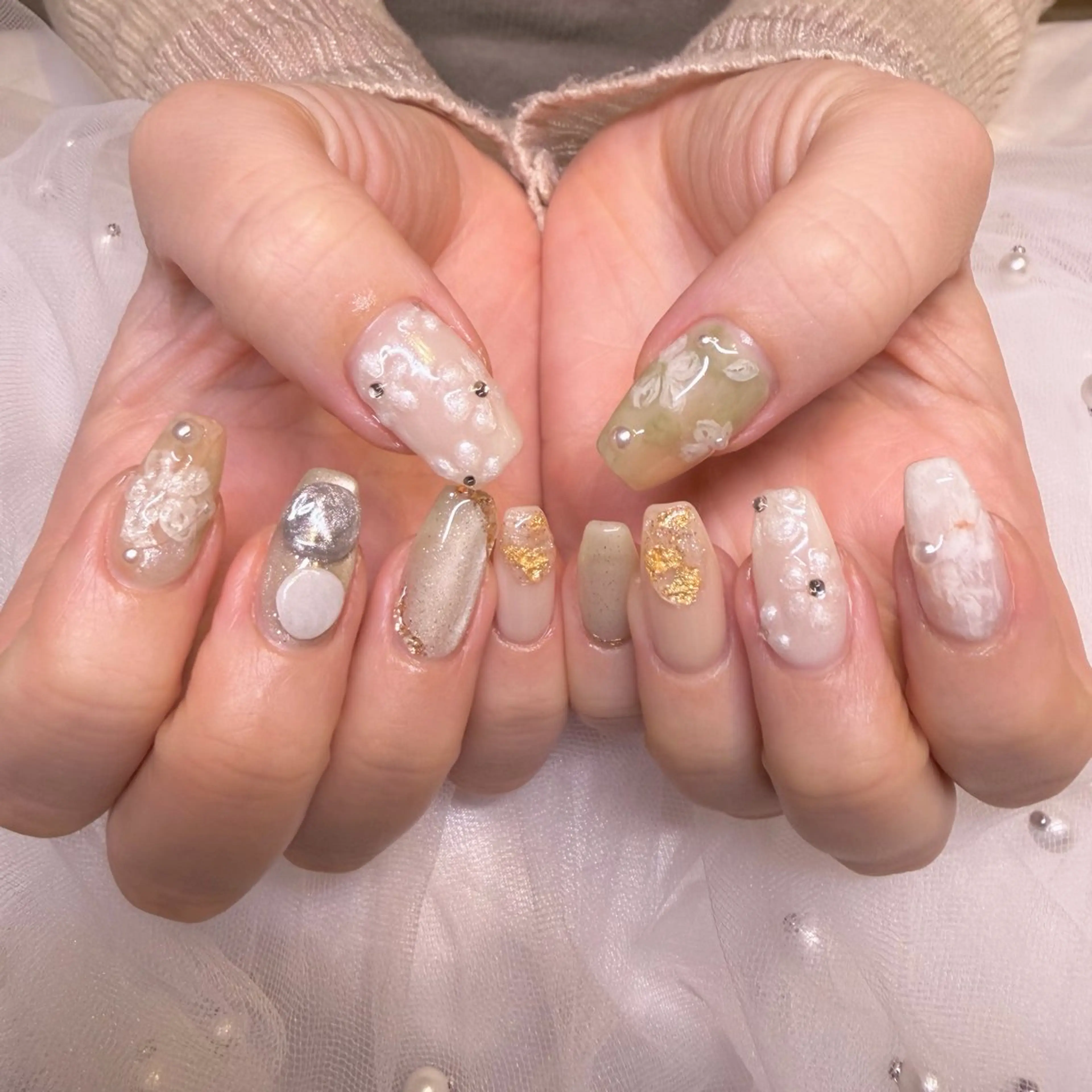ネイル ニュアンスネイル 春ネイル ハンドネイル nail salon e'mu💐のネイルデザイン