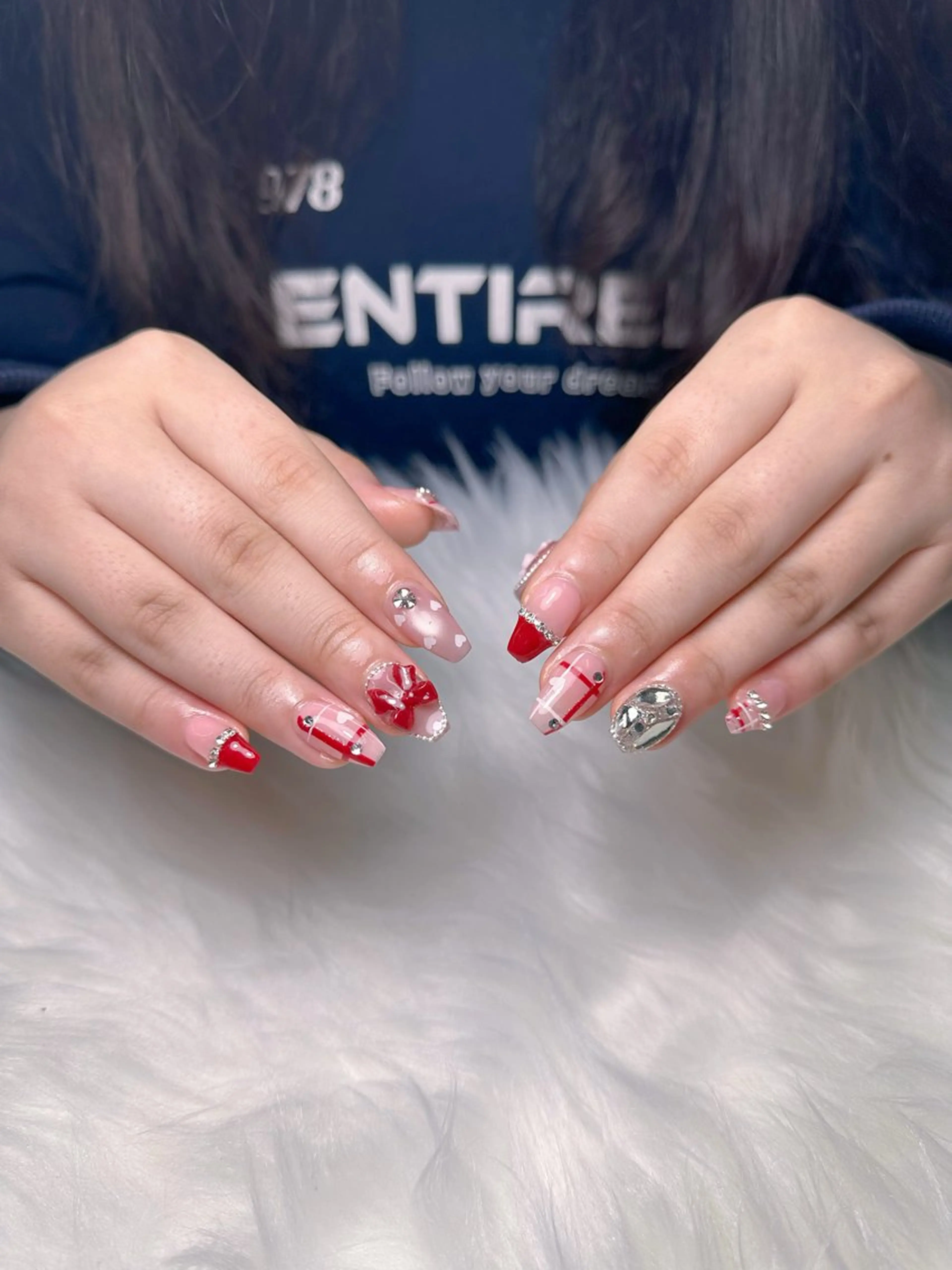 ネイル ハンドネイル Kingnail Emiのネイルデザイン