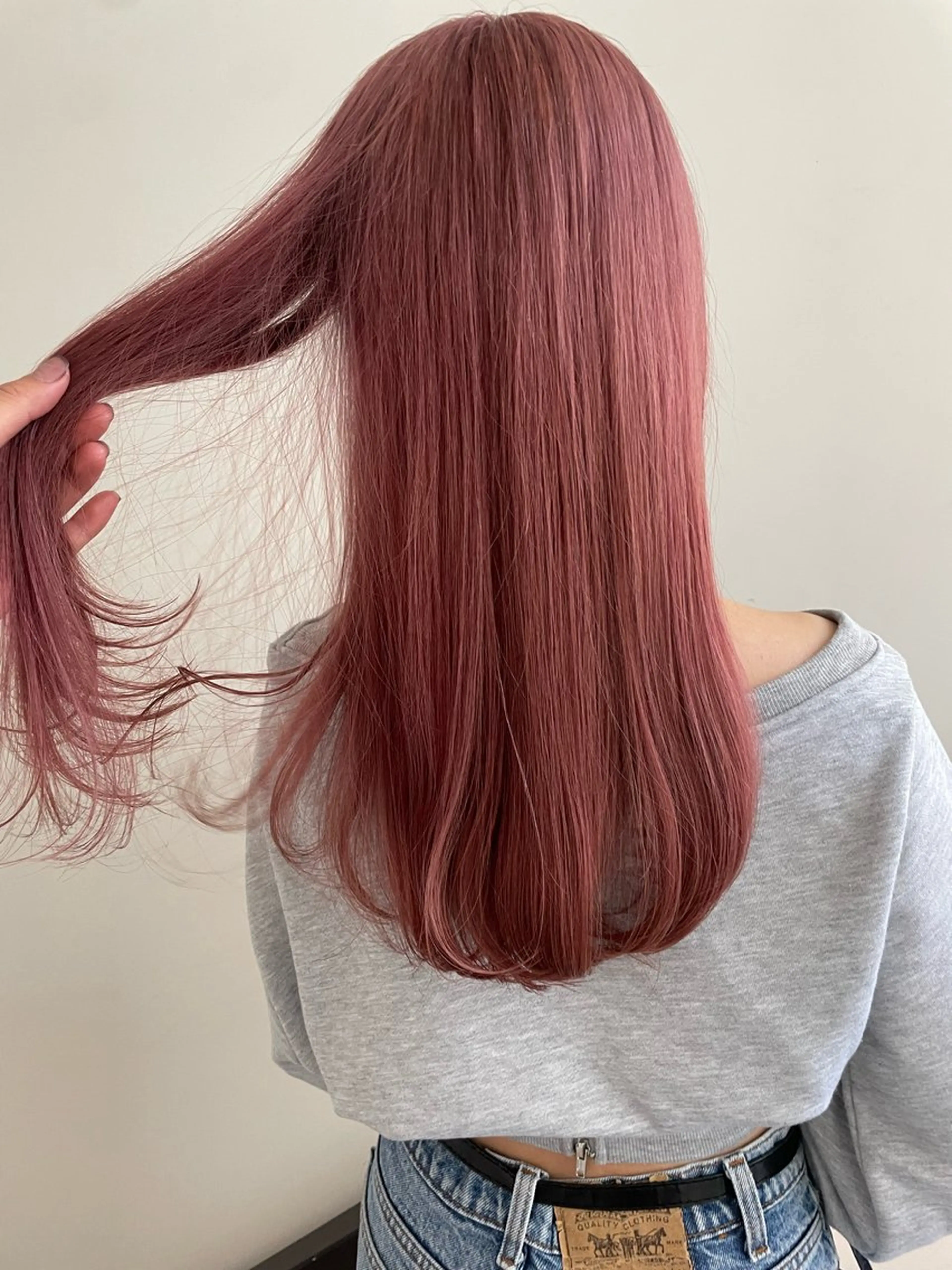 カラー ヘアカラー ハイトーン/レイヤー nail 百咲💌のヘアスタイル