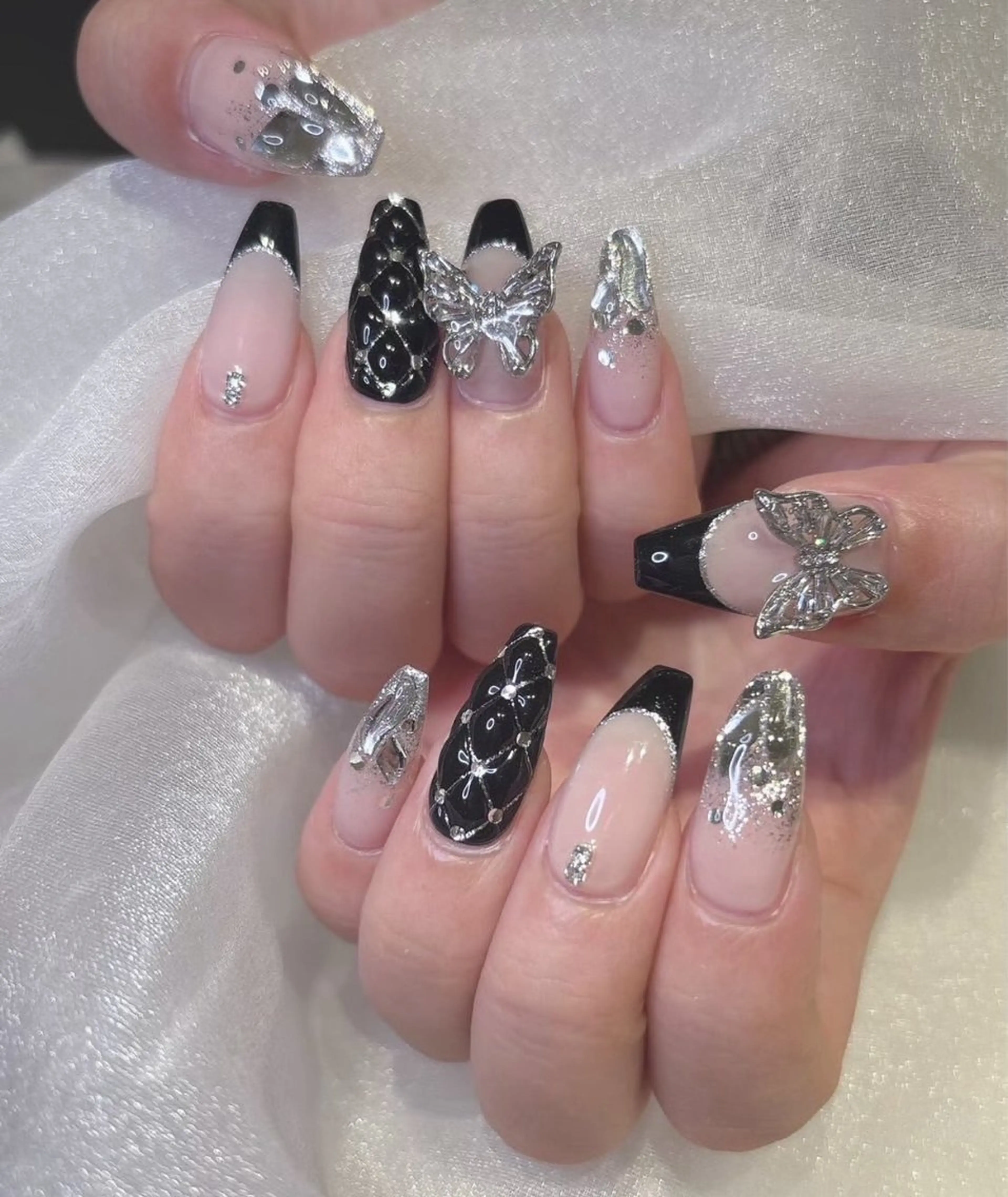 ネイル ハンドネイル RINAKY Kora Nailのネイルデザイン