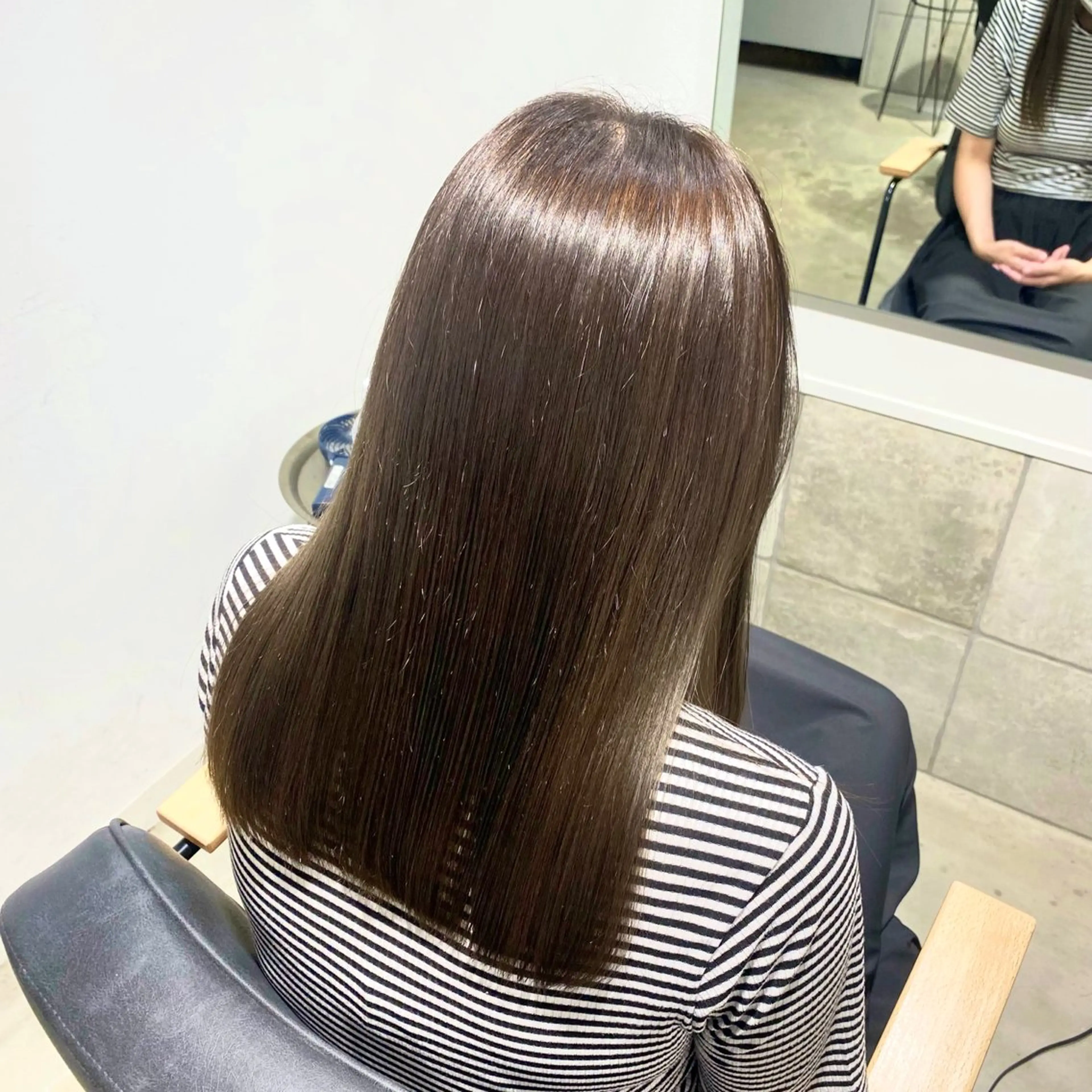 セミロング カラー 透明感カラー オレンジ トリートメント カット ヘアカラー 𝐇𝐢𝐧𝐚 ⟡.·のヘアスタイル