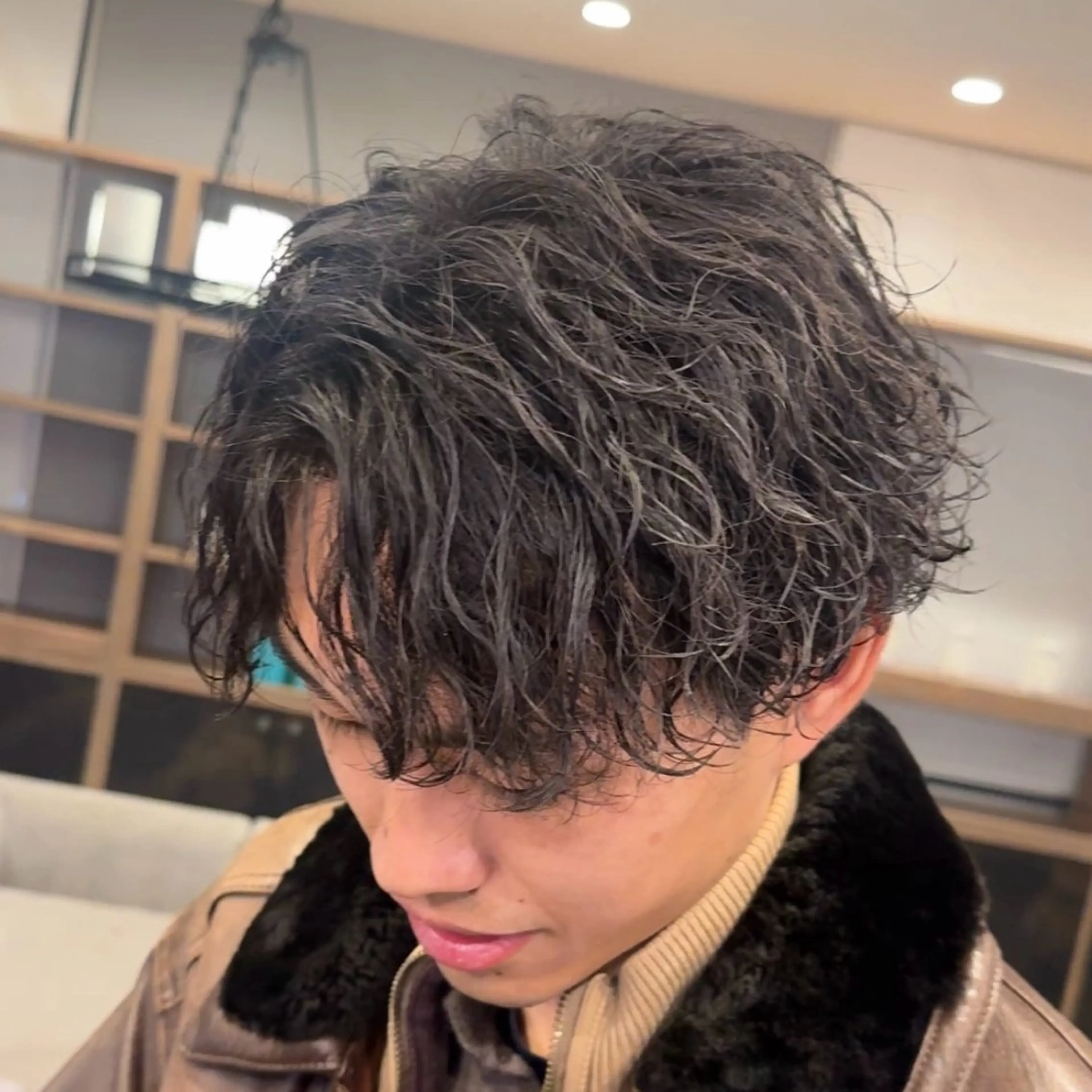 パーマ メンズ マッシュ 刈り上げ 波巻きパーマ カット パーマ Miyabi.💋 ABEYLEVRAIのヘアスタイル