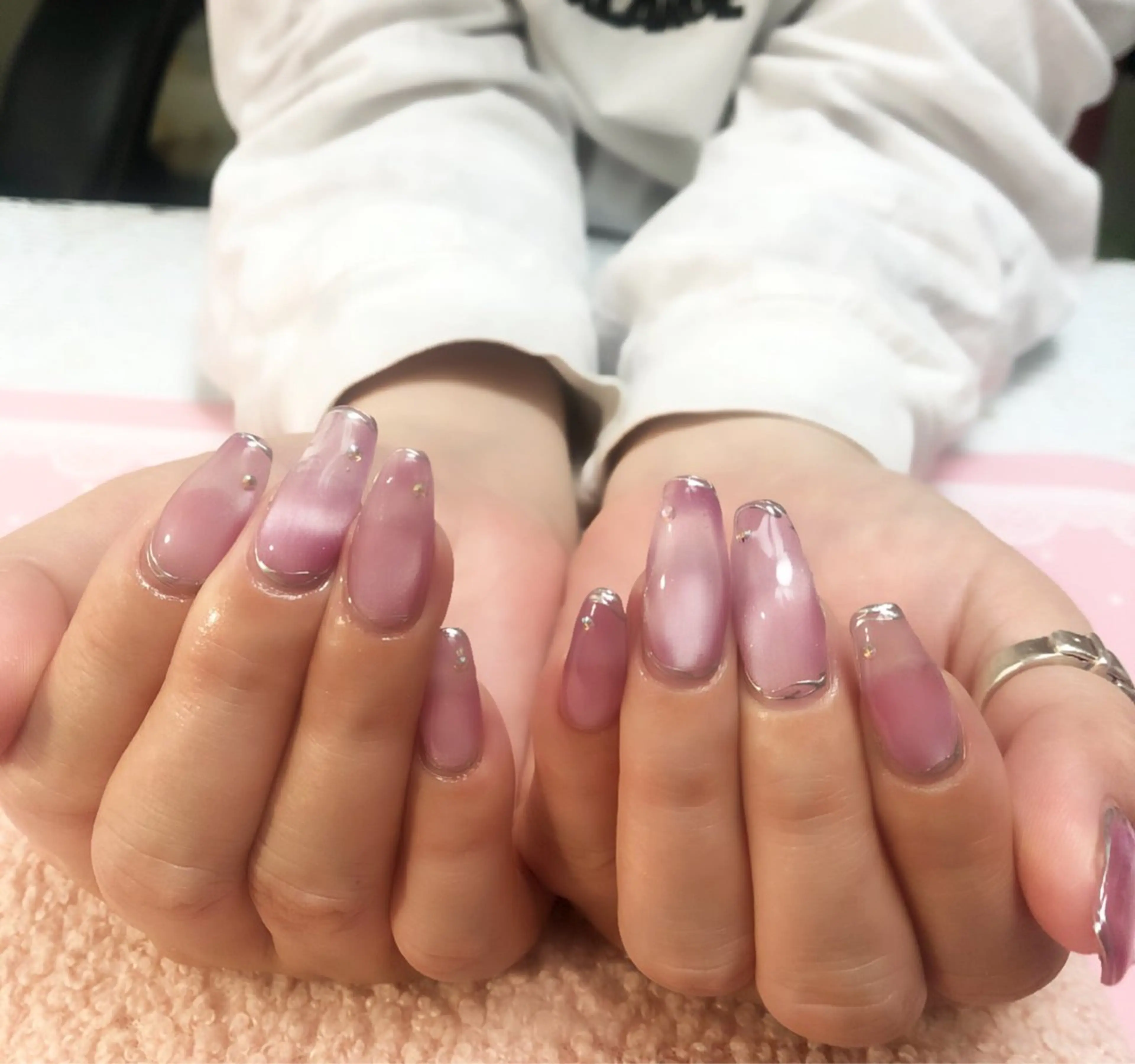 ネイル マグネットネイル ＧＬAD グラットのネイルデザイン