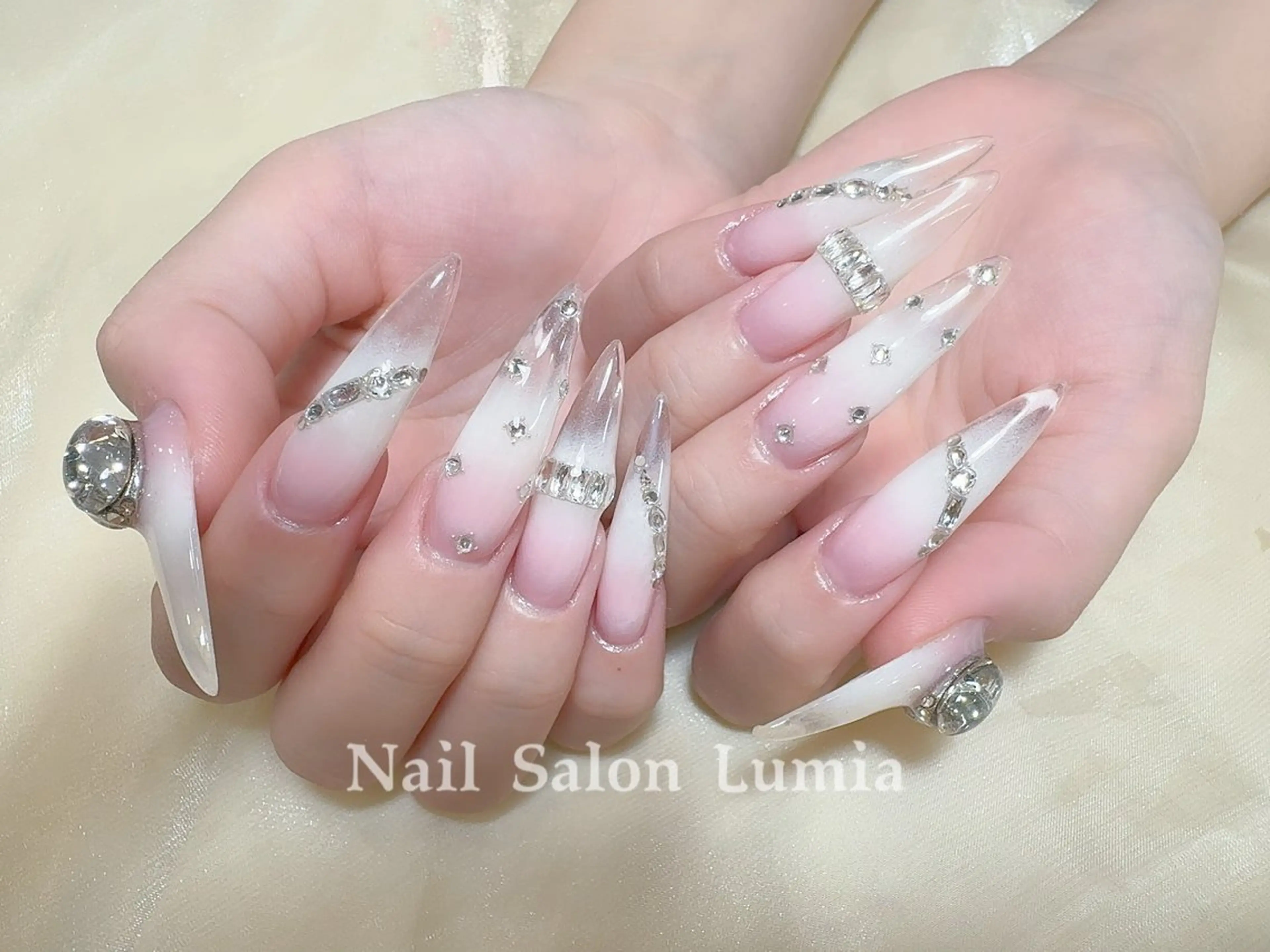 ネイル ハンドネイル ネイルサロン ルミア Lumia 店長のネイルデザイン