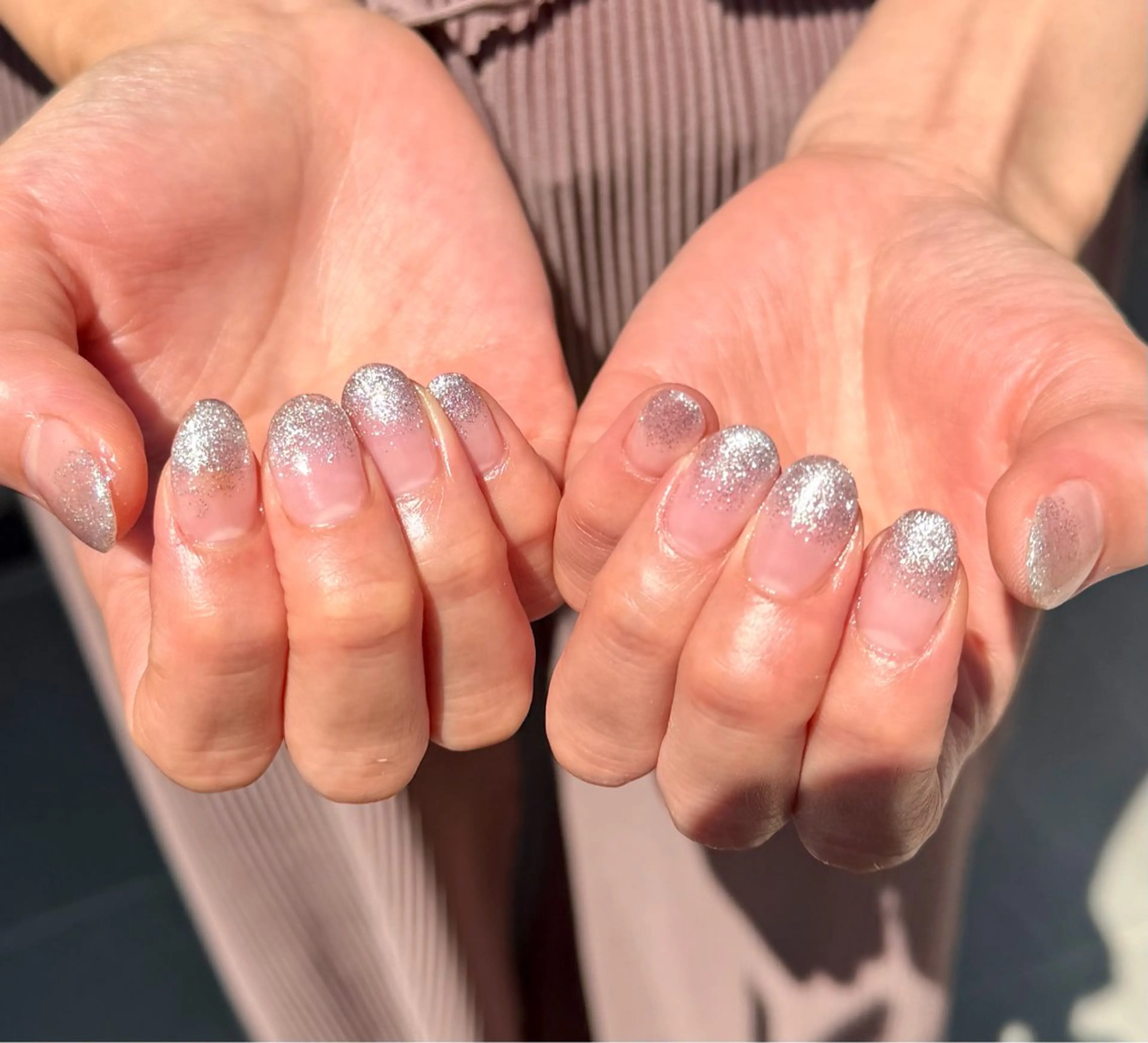 ネイル グラデーション ラメ(グリッター) ラメグラデーション ハンドネイル HazeGrass NAILのネイルデザイン