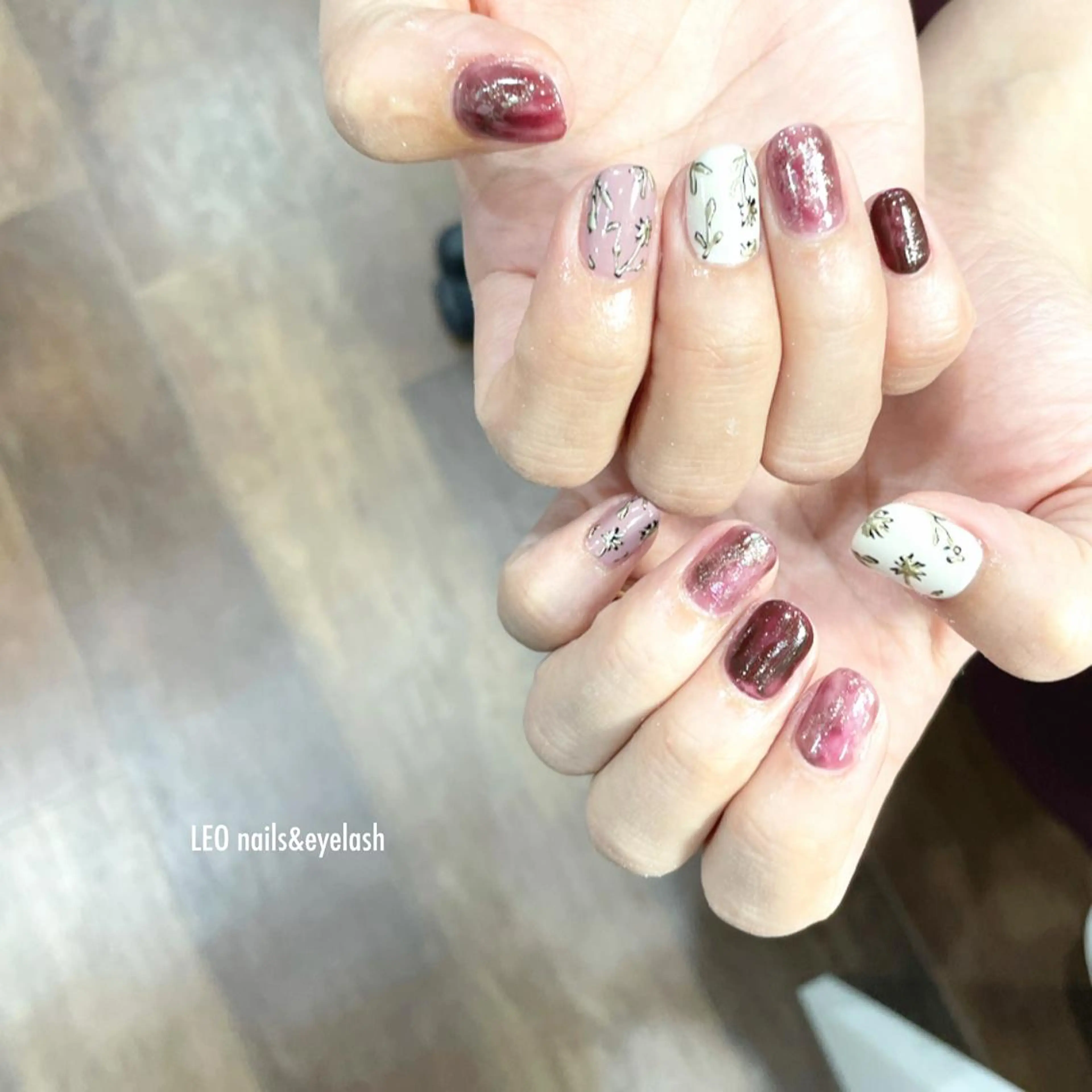 ネイル LEO Nails andeyelashのネイルデザイン