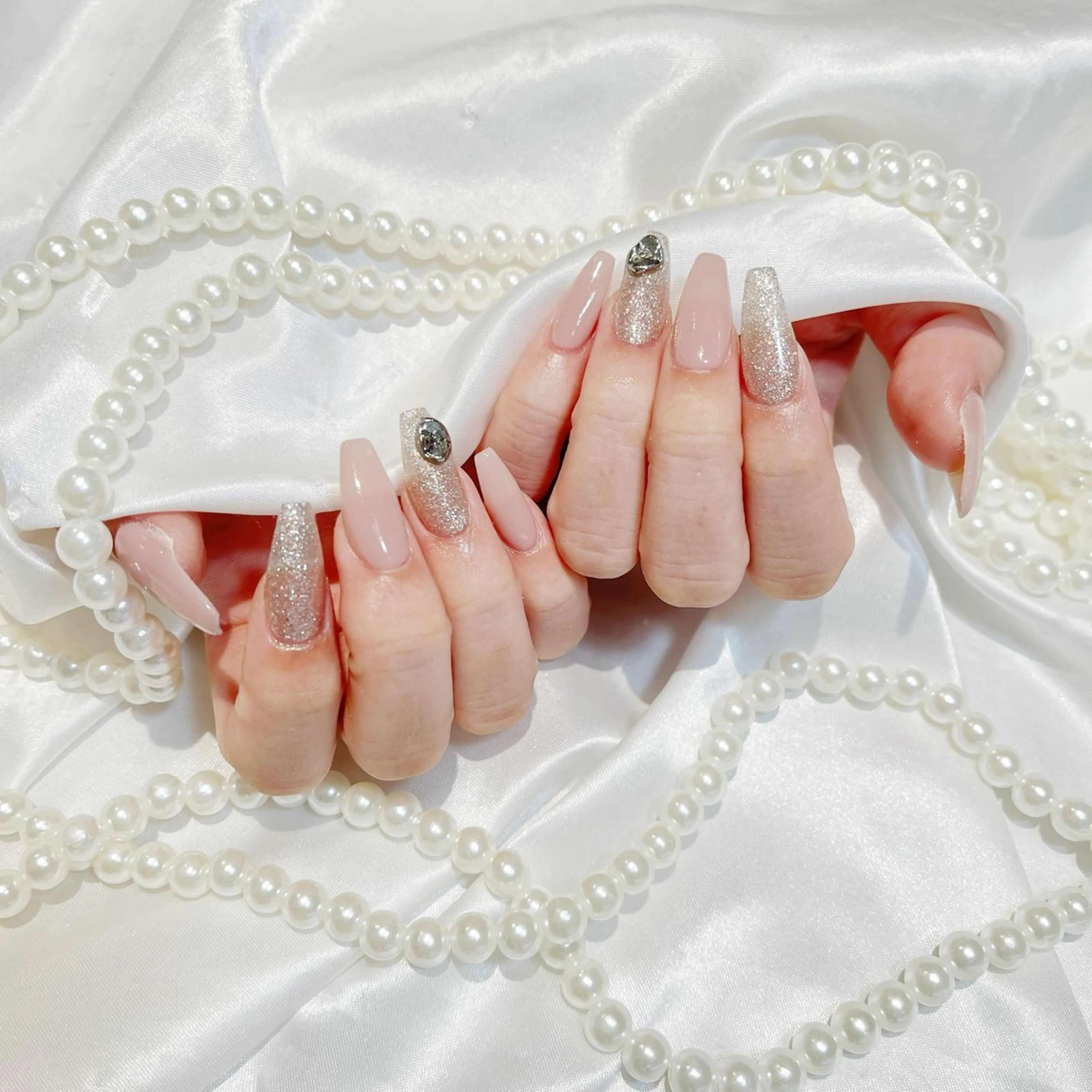 ネイル WISTERIA aisaのネイルデザイン