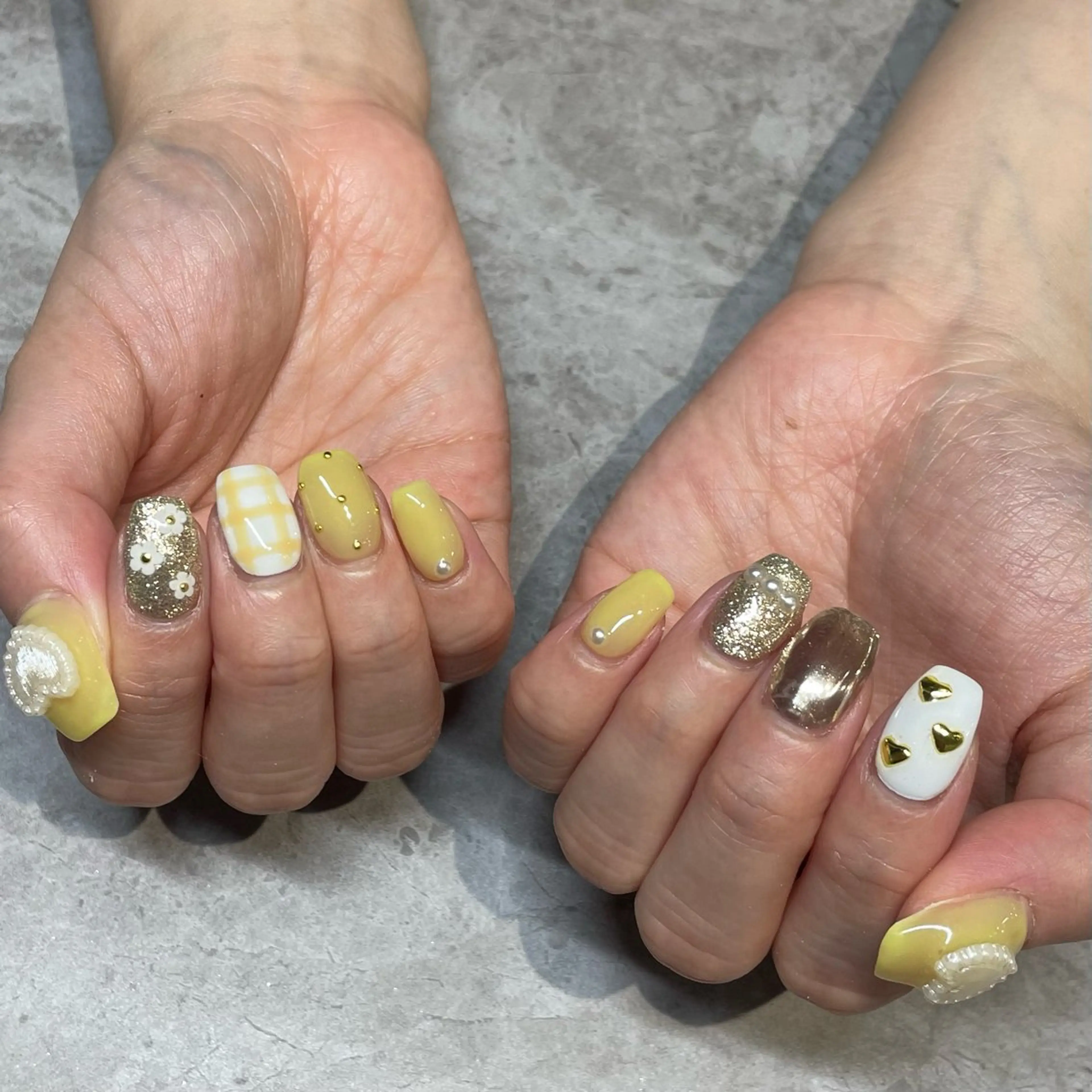 ネイル アートネイル 持ち込み ハンドネイル IROHA NAIL 横山佳那のネイルデザイン