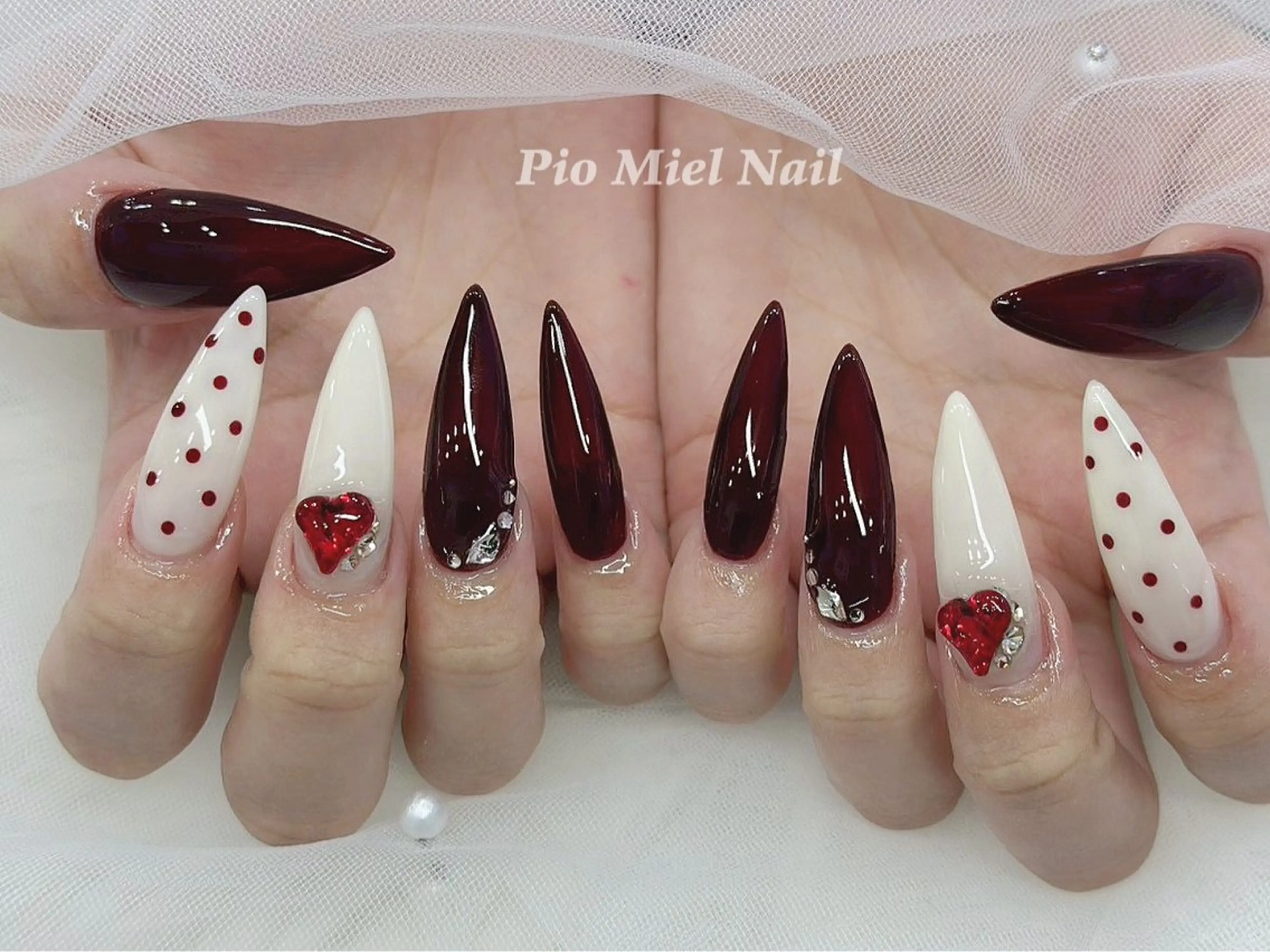 ネイル フレンチネイル 韓国ネイル マグネットネイル ニュアンスネイル ワンカラーネイル Pio Mielのネイルデザイン