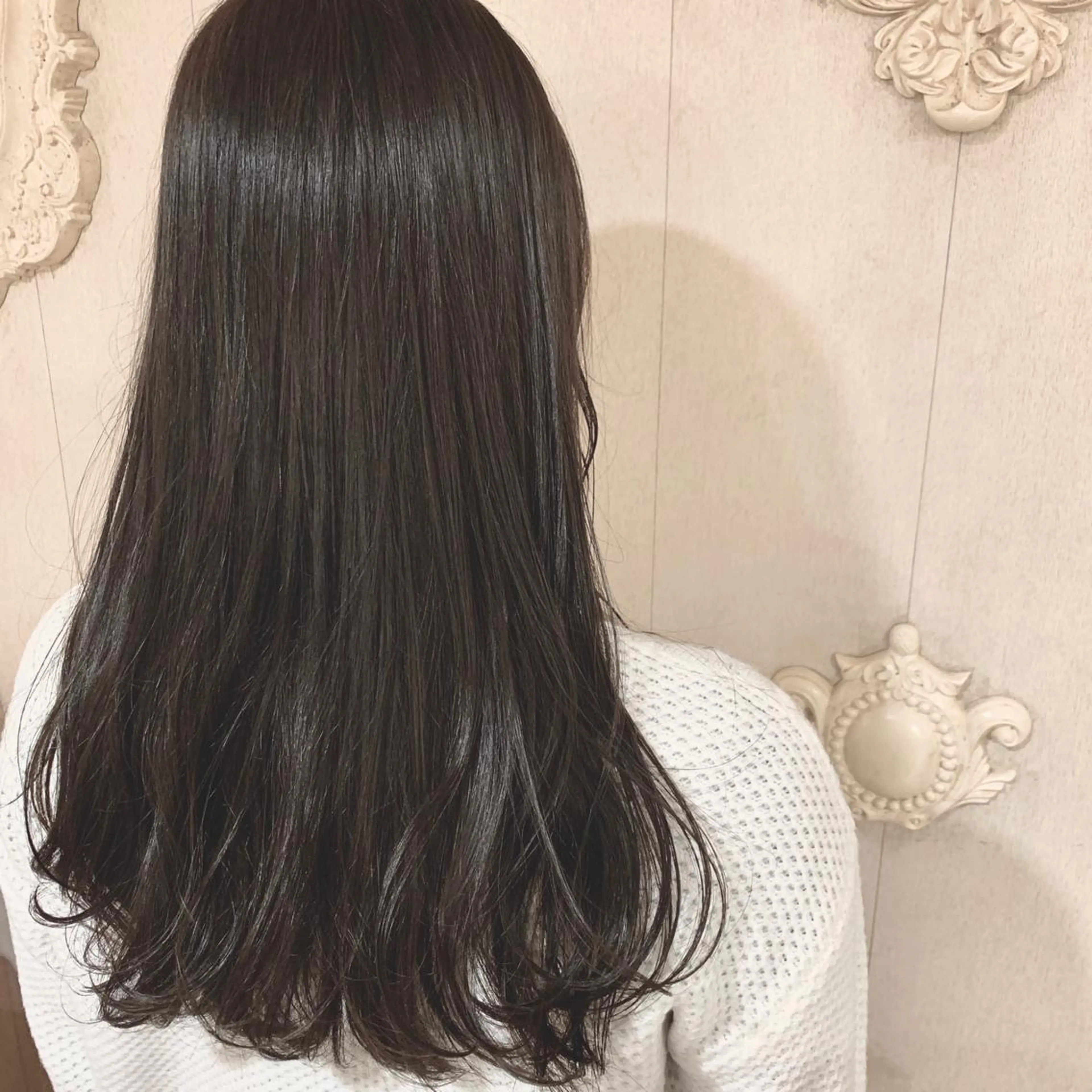 ロング カラー 透明感カラー 山下 直人のヘアスタイル