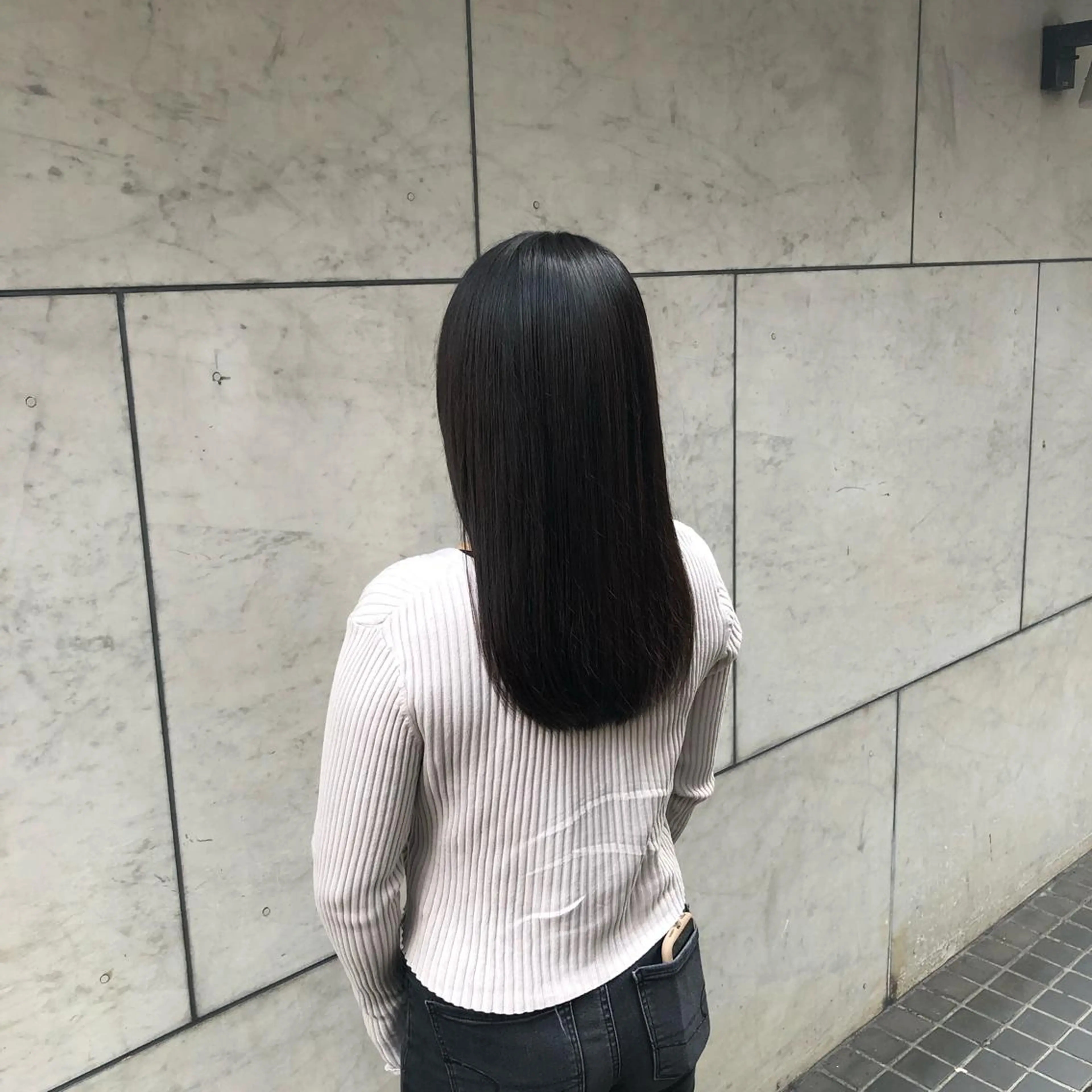 セミロング 白髪ぼかし/ 烏丸/さとまるのヘアスタイル