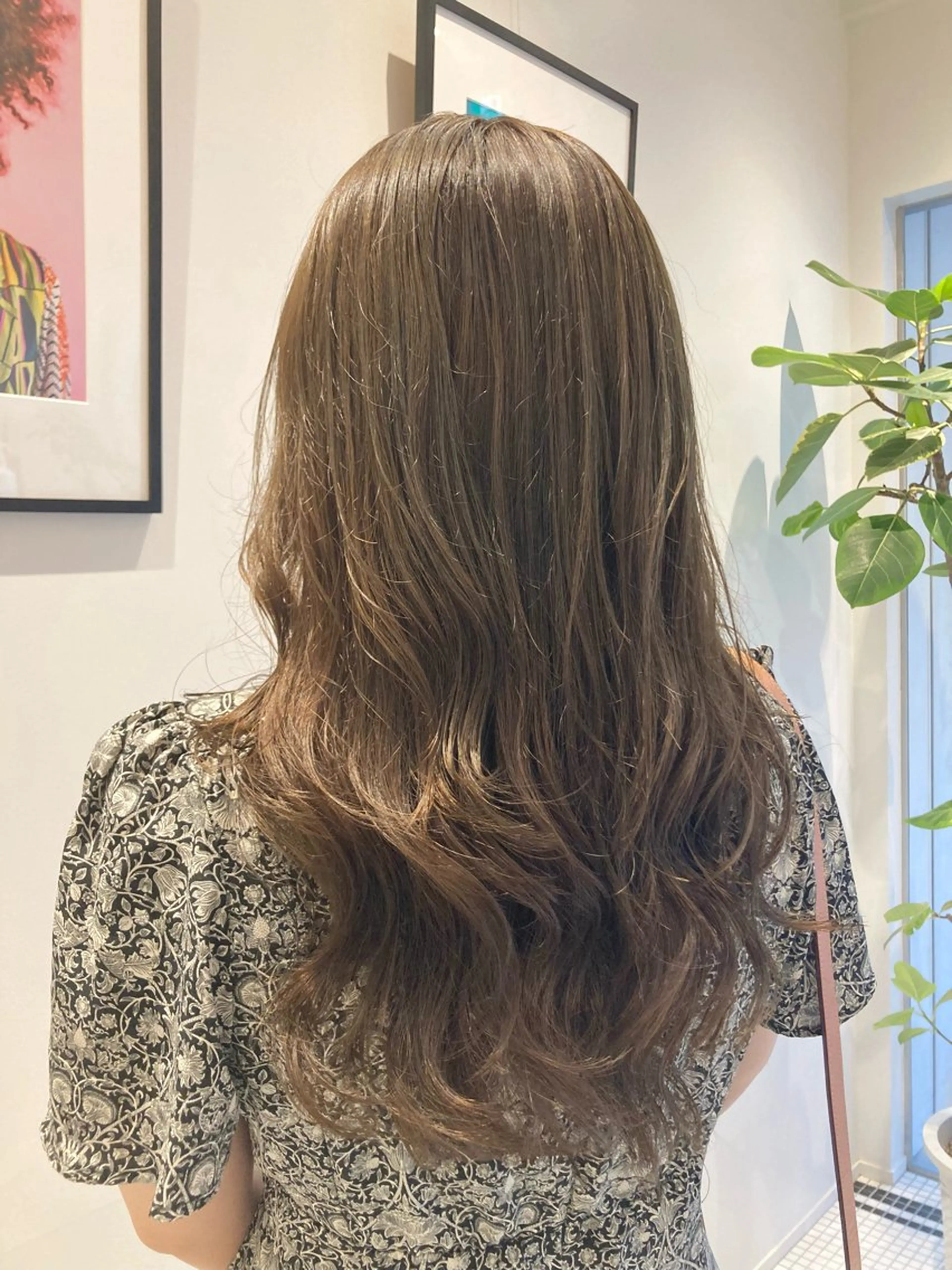 ロング カット ヘアカラー トリートメント 大岩 茉愉のヘアスタイル