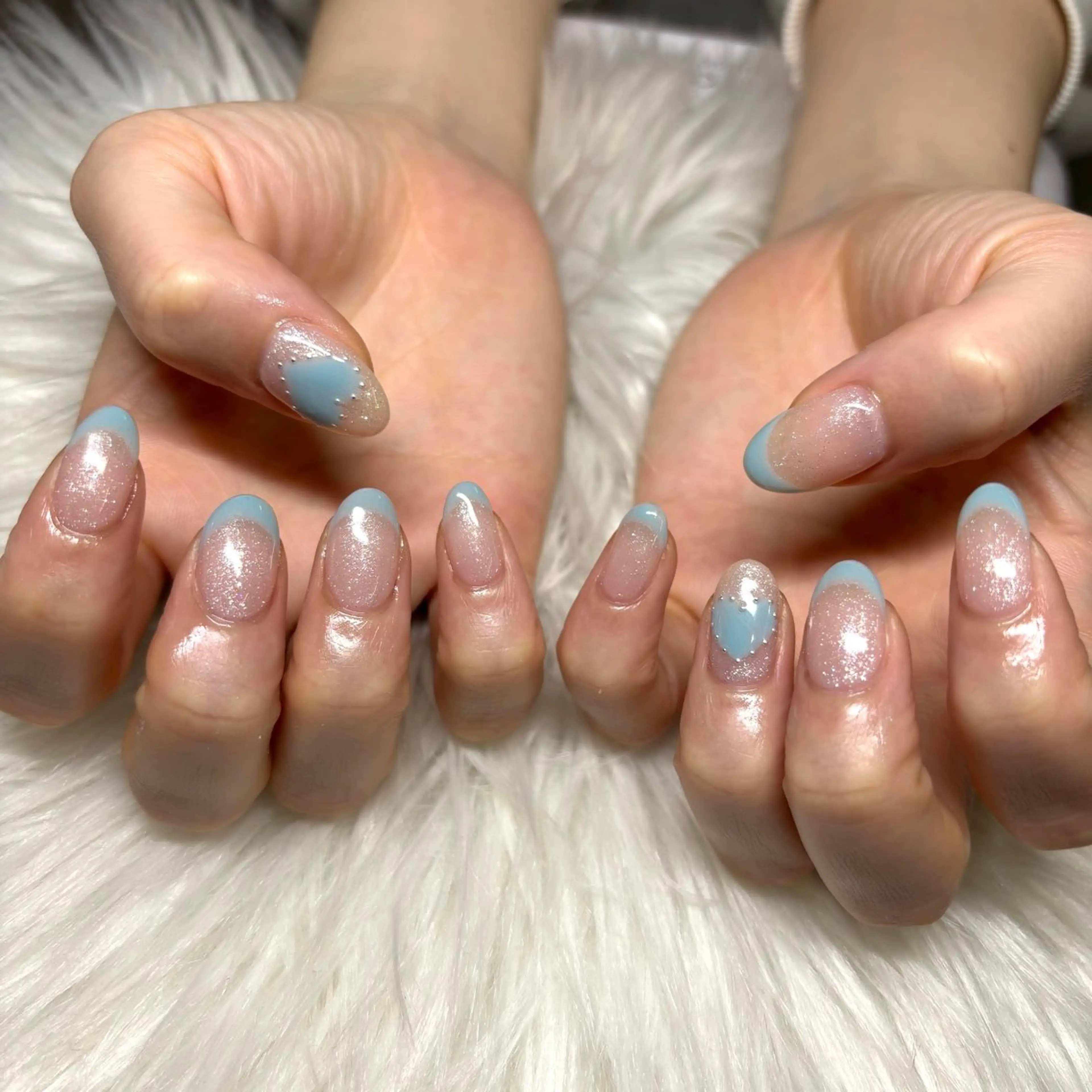 ネイル ブルー フレンチネイル ラメ(グリッター) ハンドネイル y's beauty京橋店のネイルデザイン