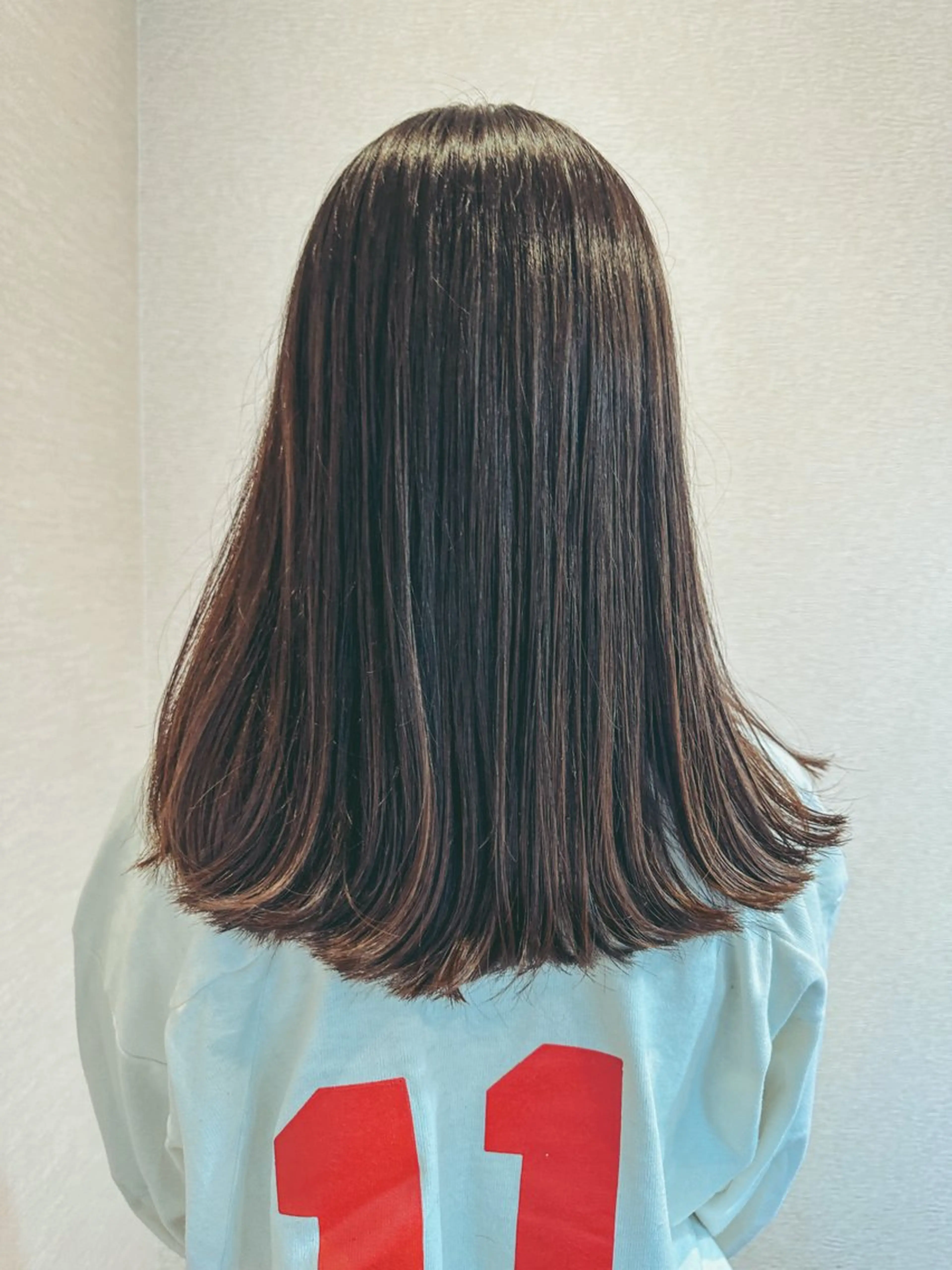 セミロング 顔まわりレイヤー 顔周りカット レイヤーカット Chic押上🩵 misakiのヘアスタイル