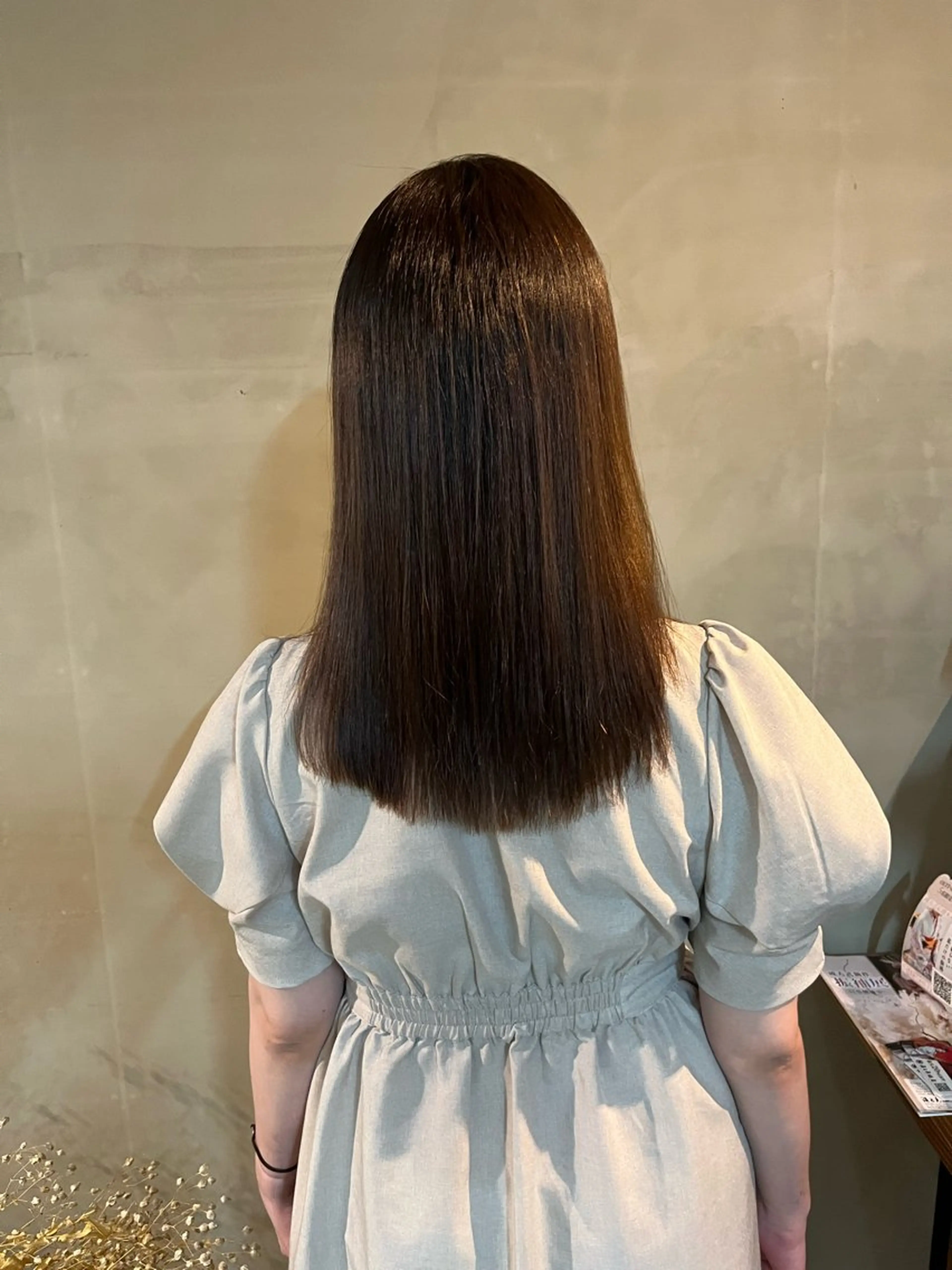 セミロング 石江 奈琉のヘアスタイル