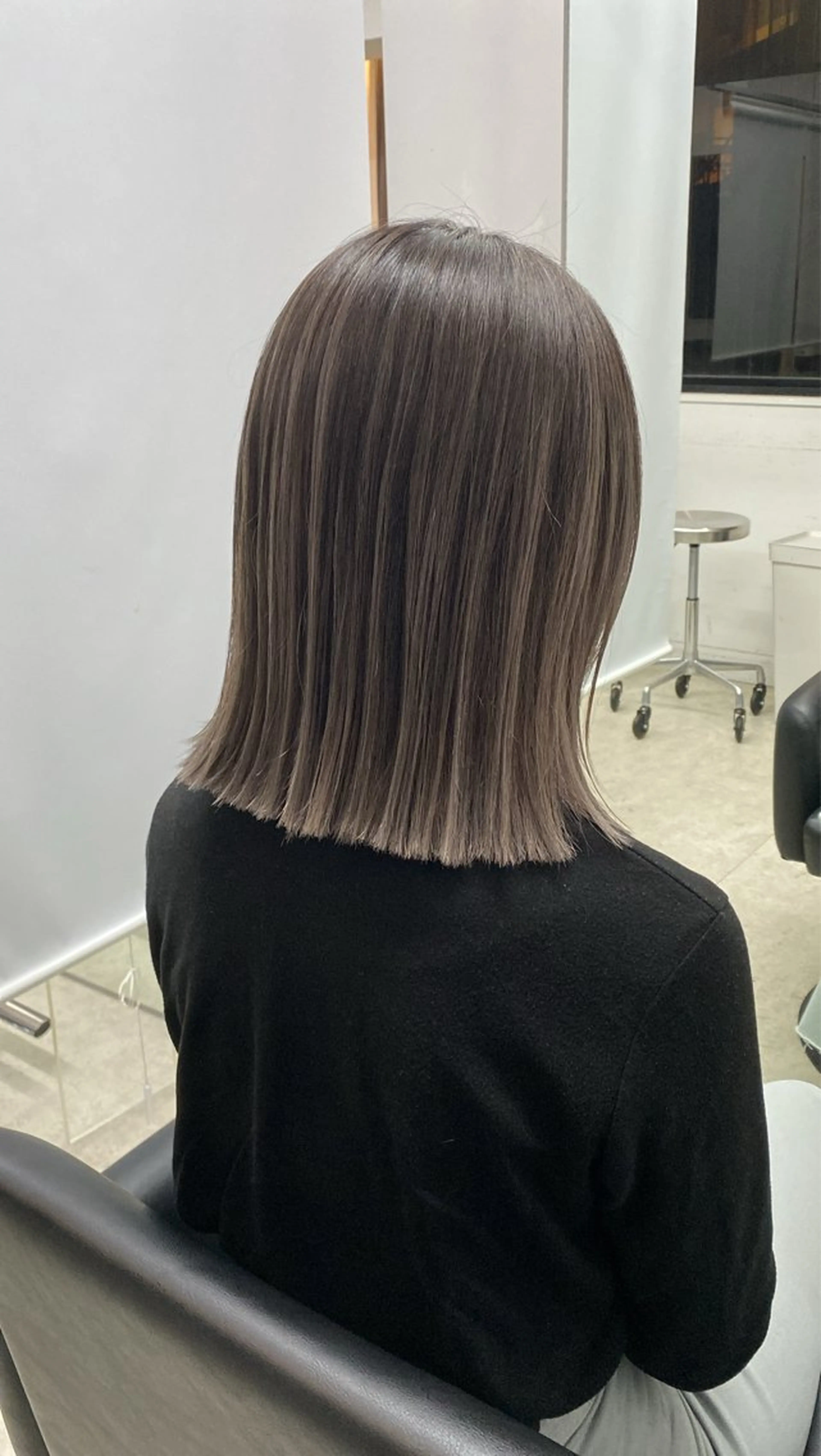 ミディアム カラー カット ヘアカラー ハイライト、レイヤー カット/西梅田/中西のヘアスタイル