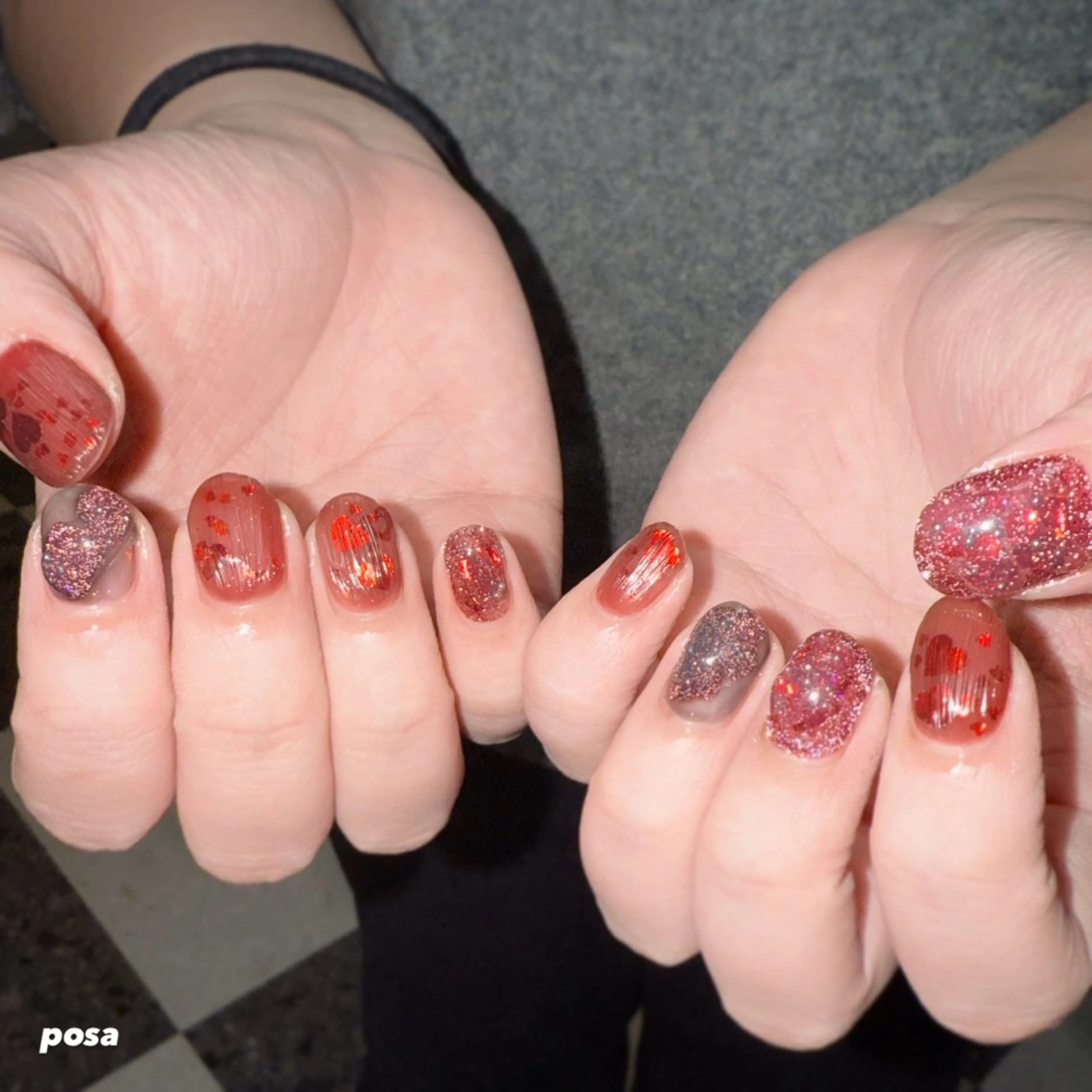 ネイル アートネイル 赤色 シンプルネイル ハンドネイル posa nail モエミのネイルデザイン